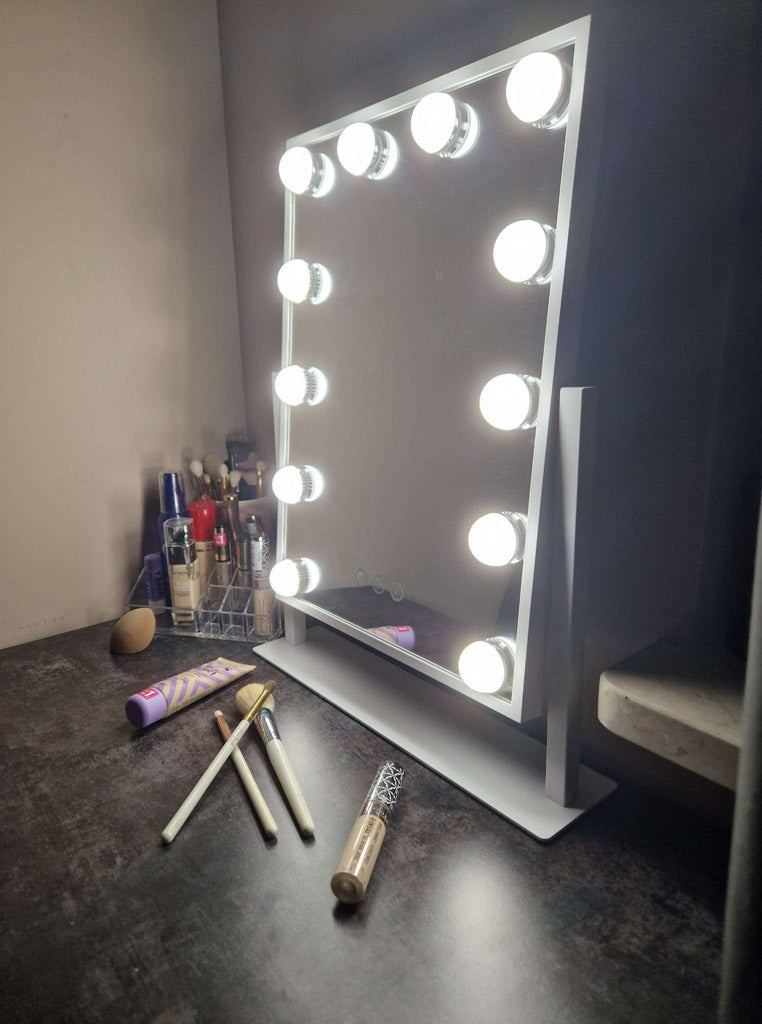 Led Makeup Mirror With Bulbs 30x40cm Usb