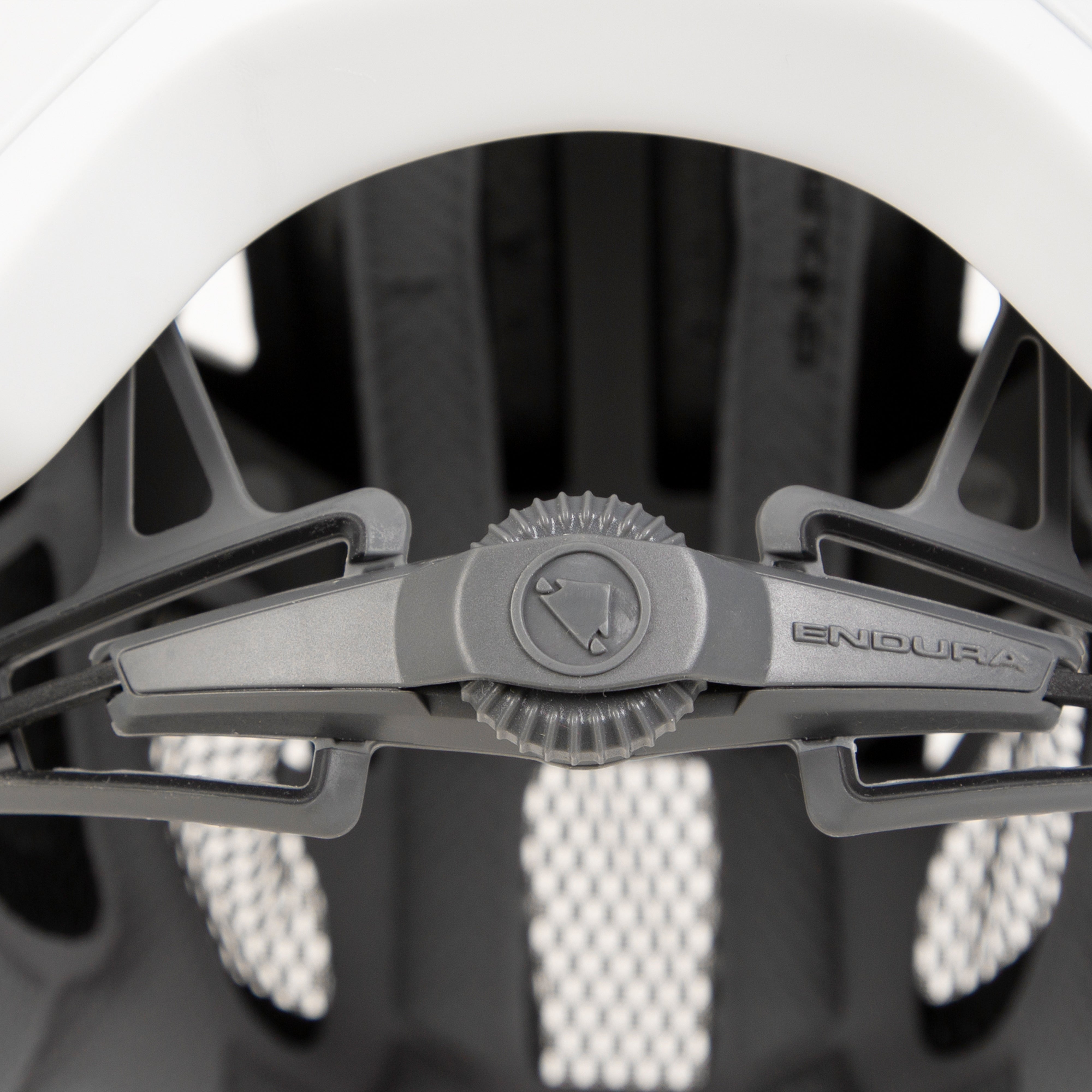 Endura Hummvee Plus Mips® Helmet White