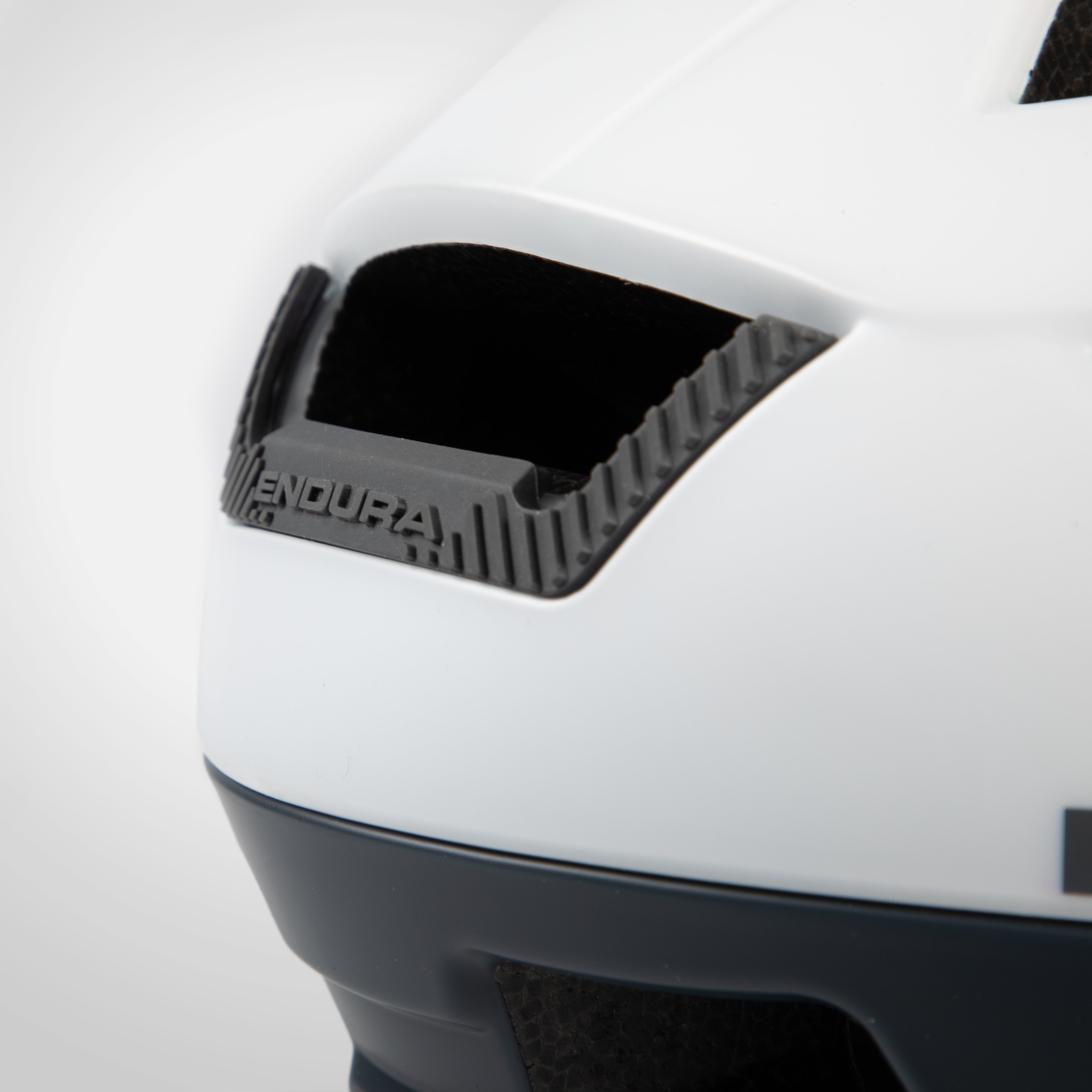 Endura Singletrack Full Face Mips® Helmet White