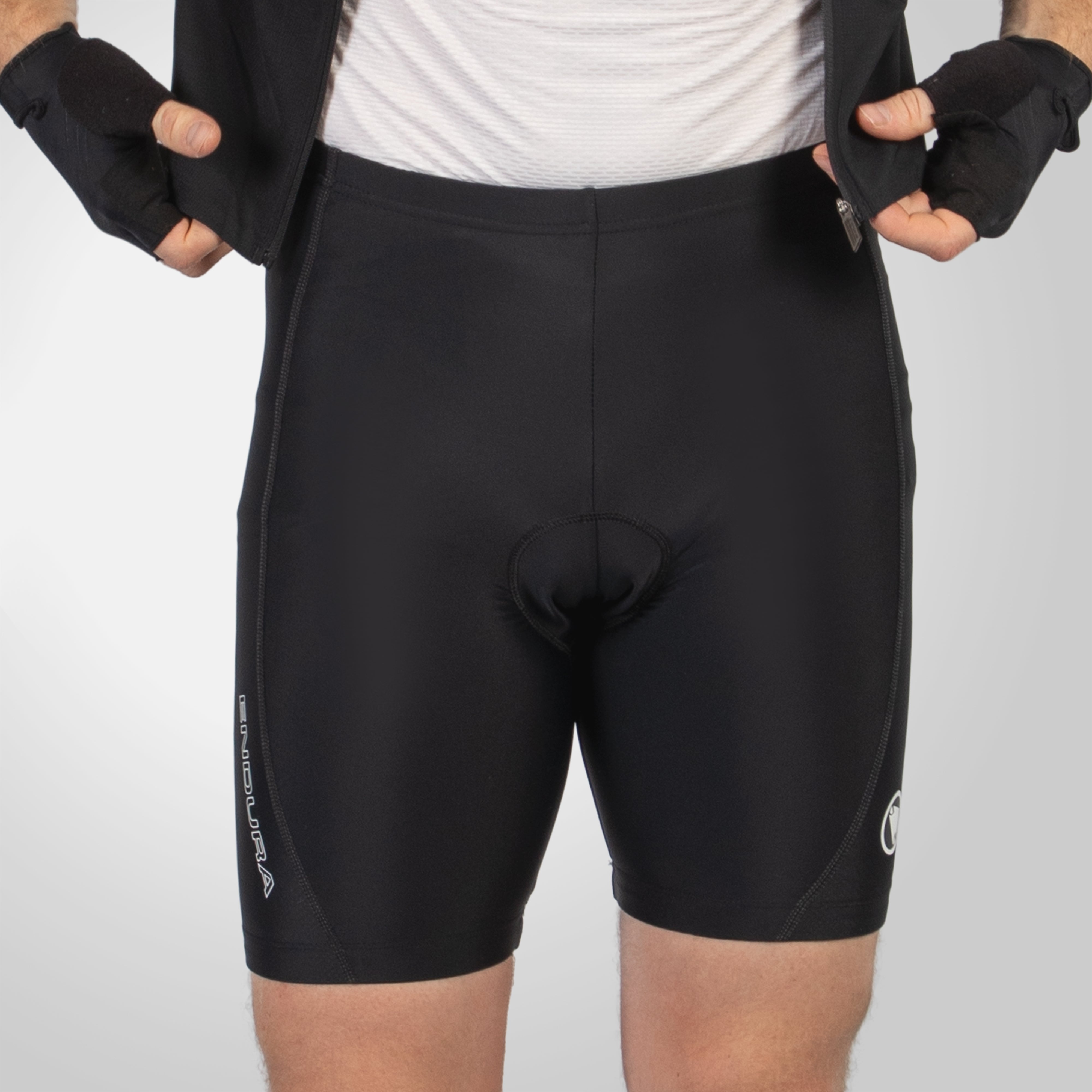 Endura 6-panel Short Ii Black