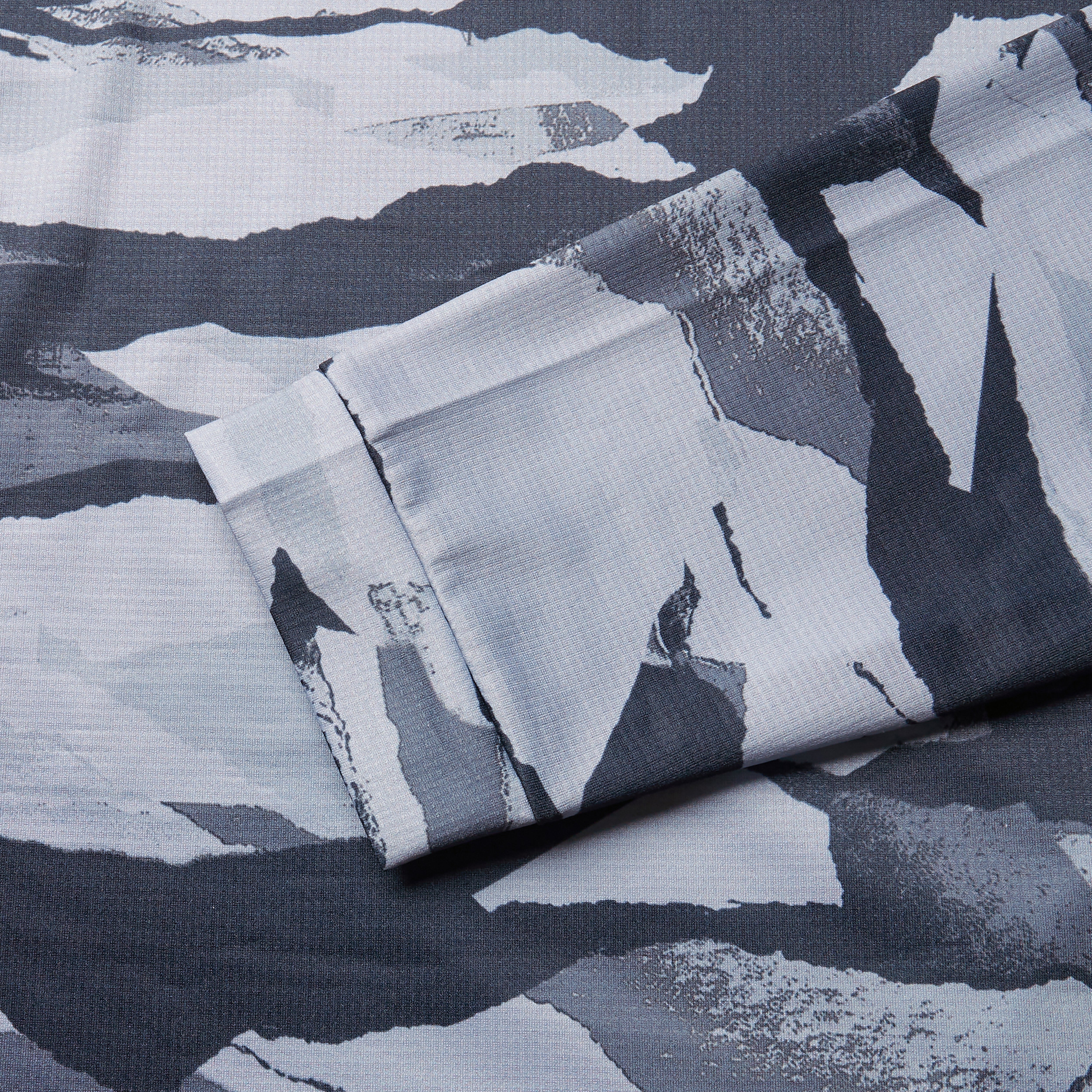 Endura Mountain Camo Ltd Printed L/s Tee Black