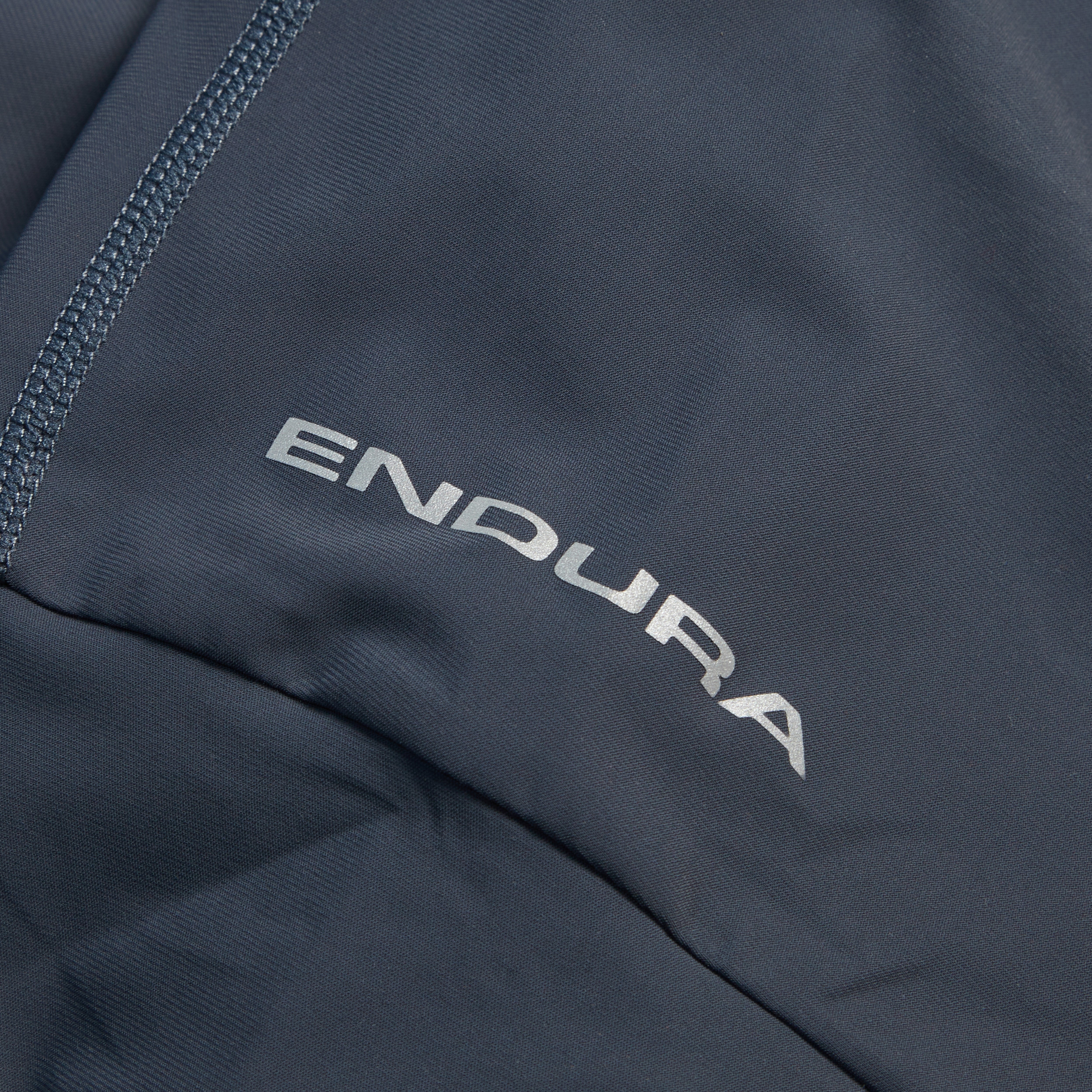 Endura Women's Xtract Lite Shorty Short Grey