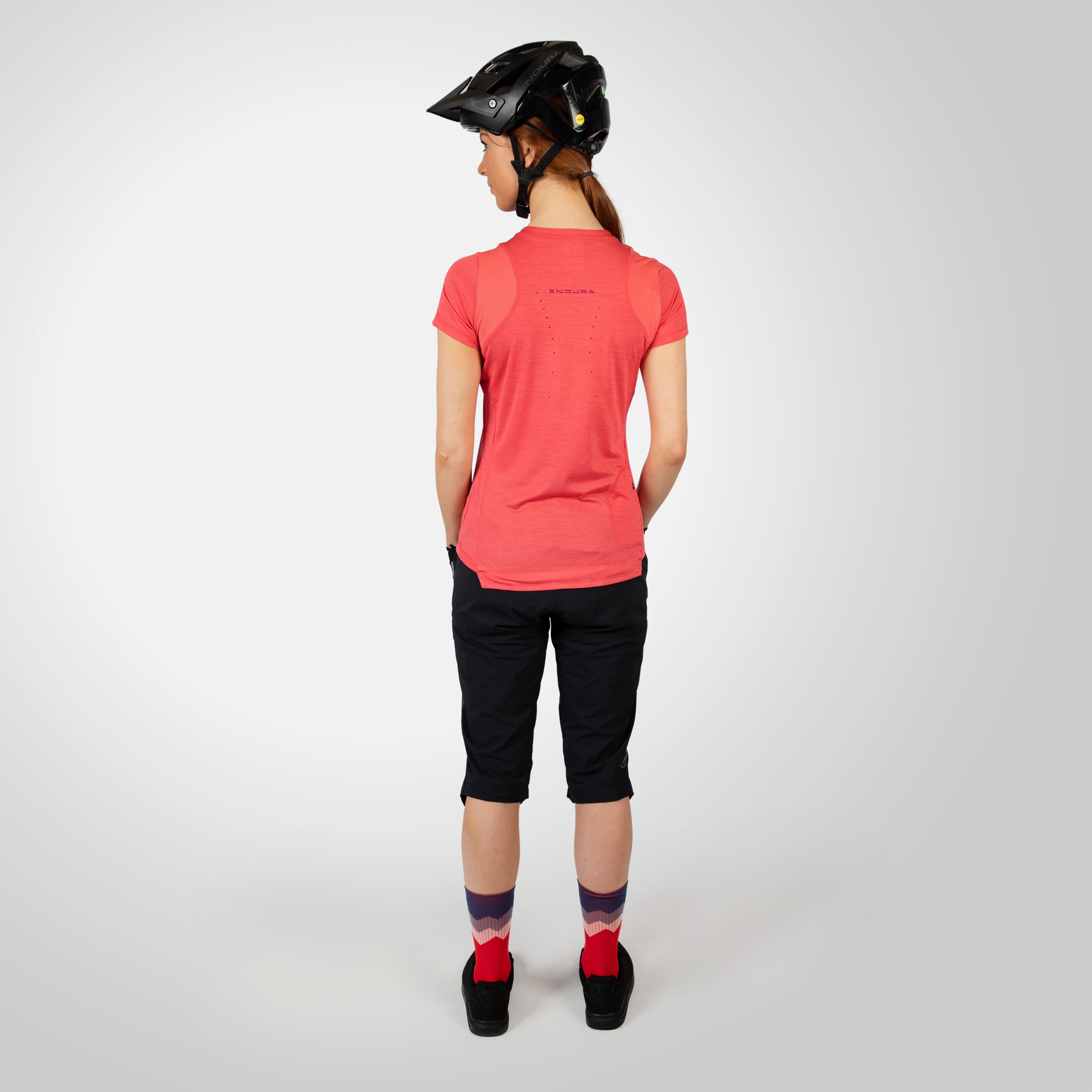 Endura Women's Hummvee Lite 3/4 With Liner Black