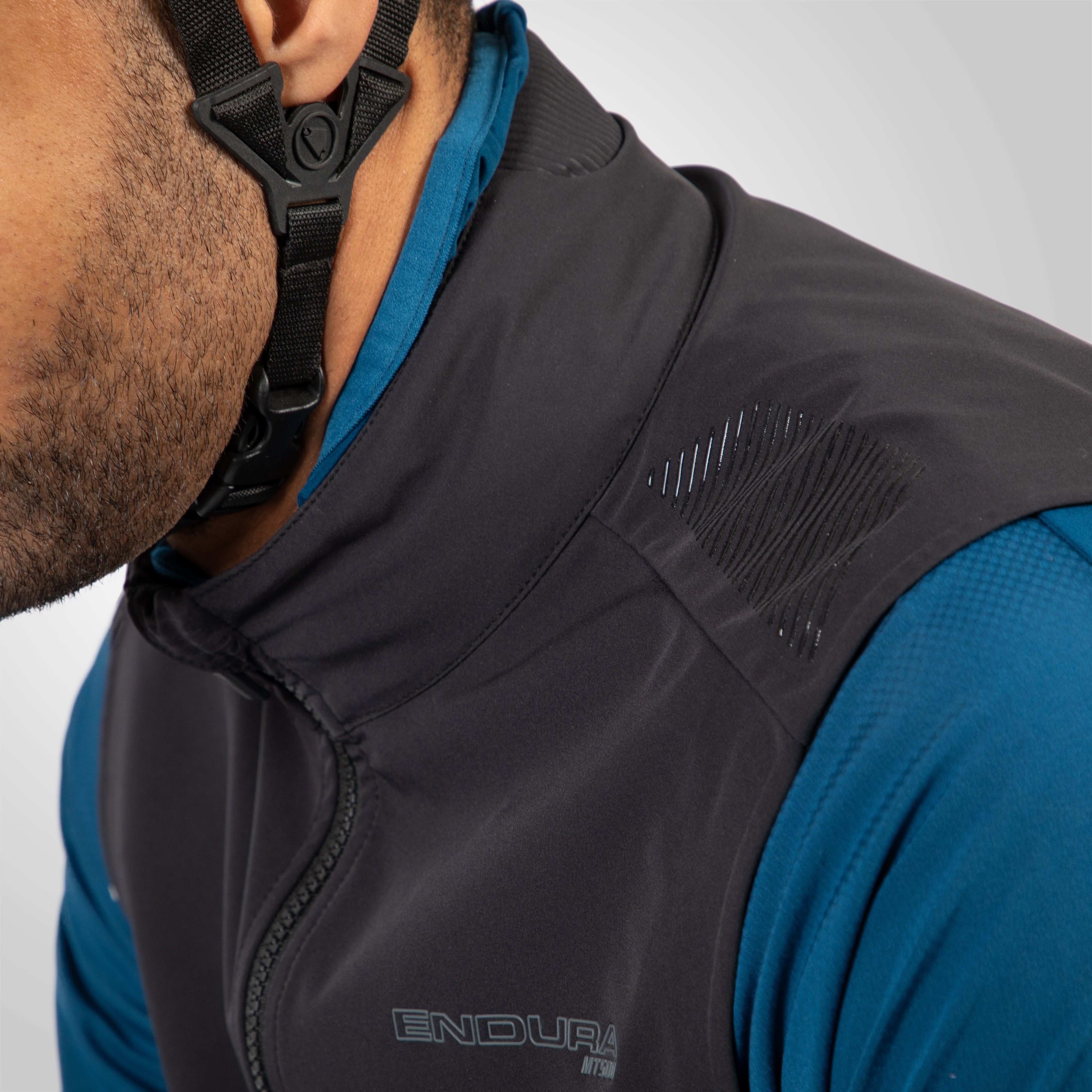 Endura Mt500 Spray Gilet Black