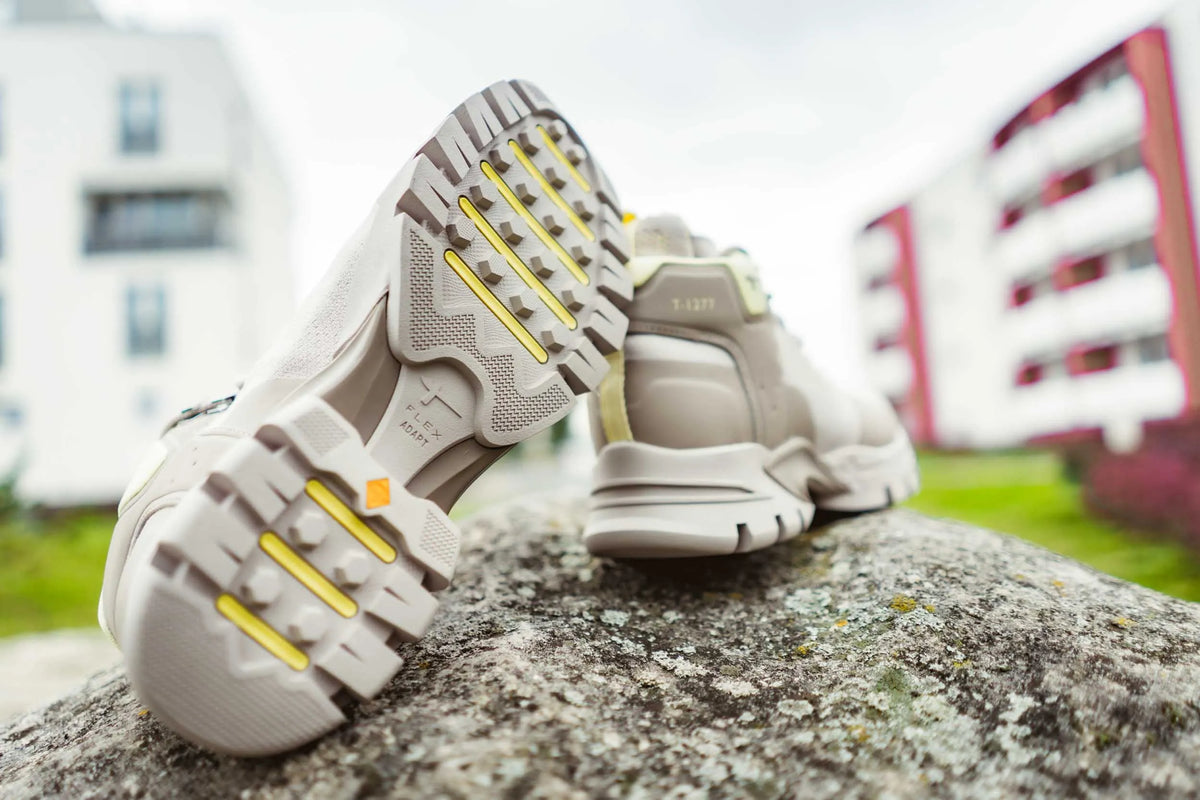 Udendørssko til kvinder Tamaris Wmns Active Hiking Beige Beige