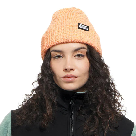 Horsefeathers Buna Beanie (peach)
