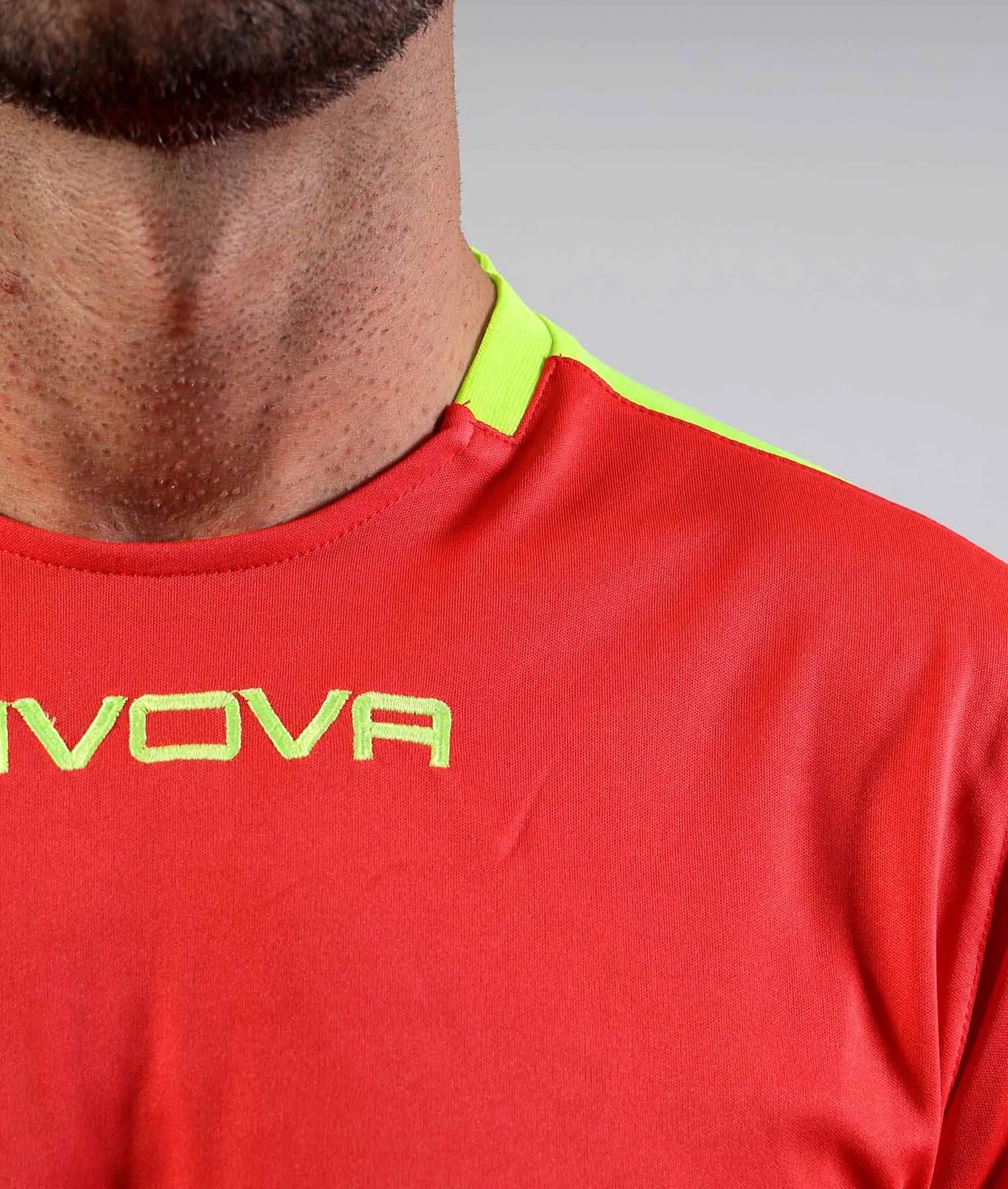 Cúl báire tacair givova portiere hyguana dearg xl