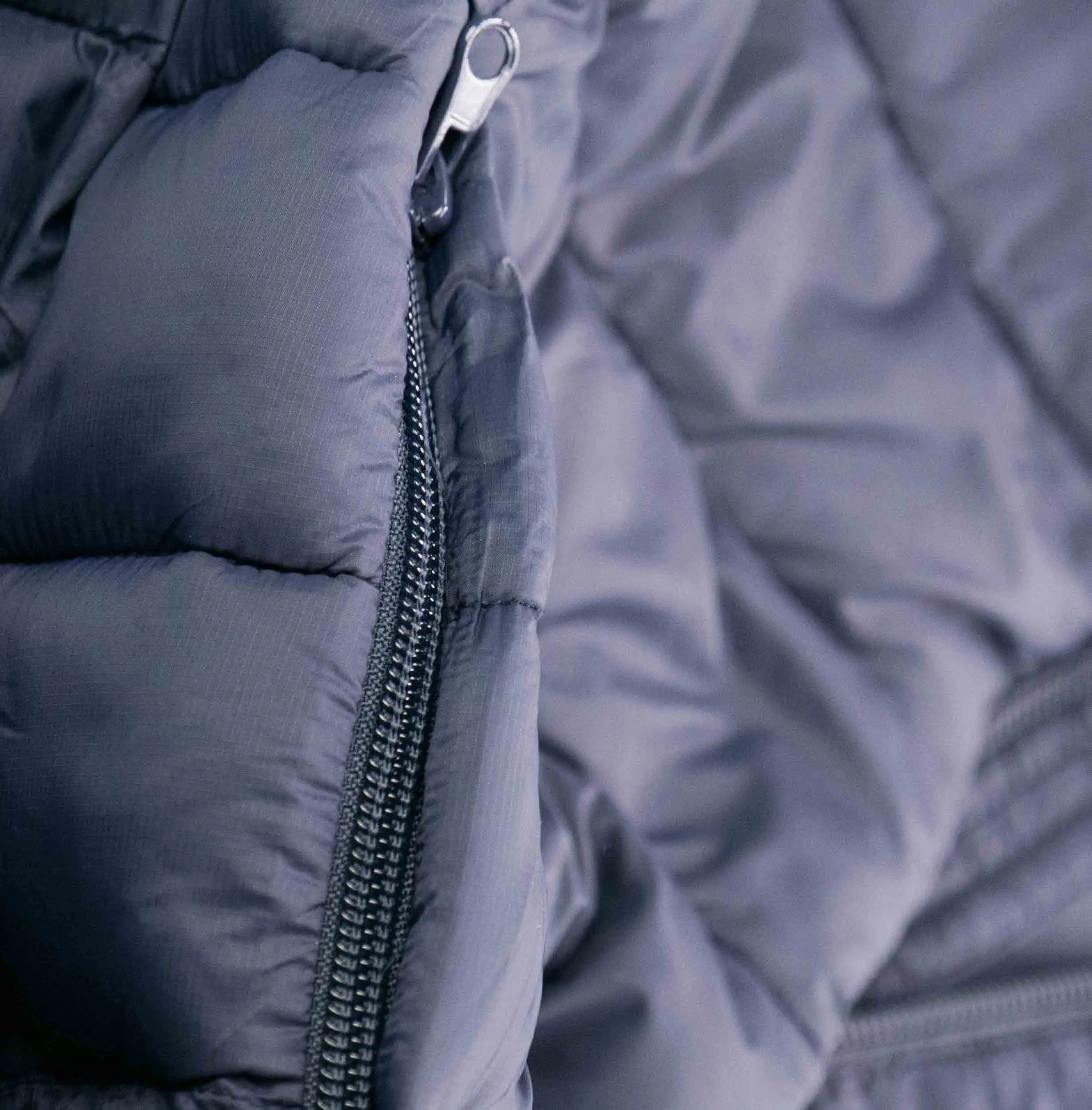 Kamizelka męska, którą ludzie reprezentują. codro ciemnoniebieski l