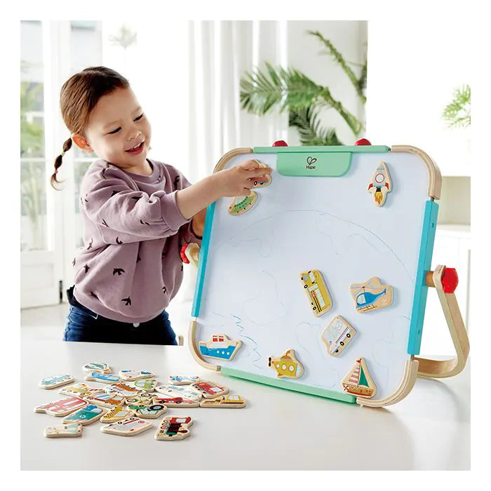 Комплект магнитни превозни средства Hape