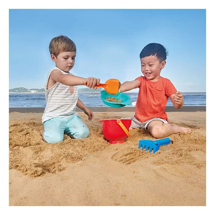 Hape Beach Basics