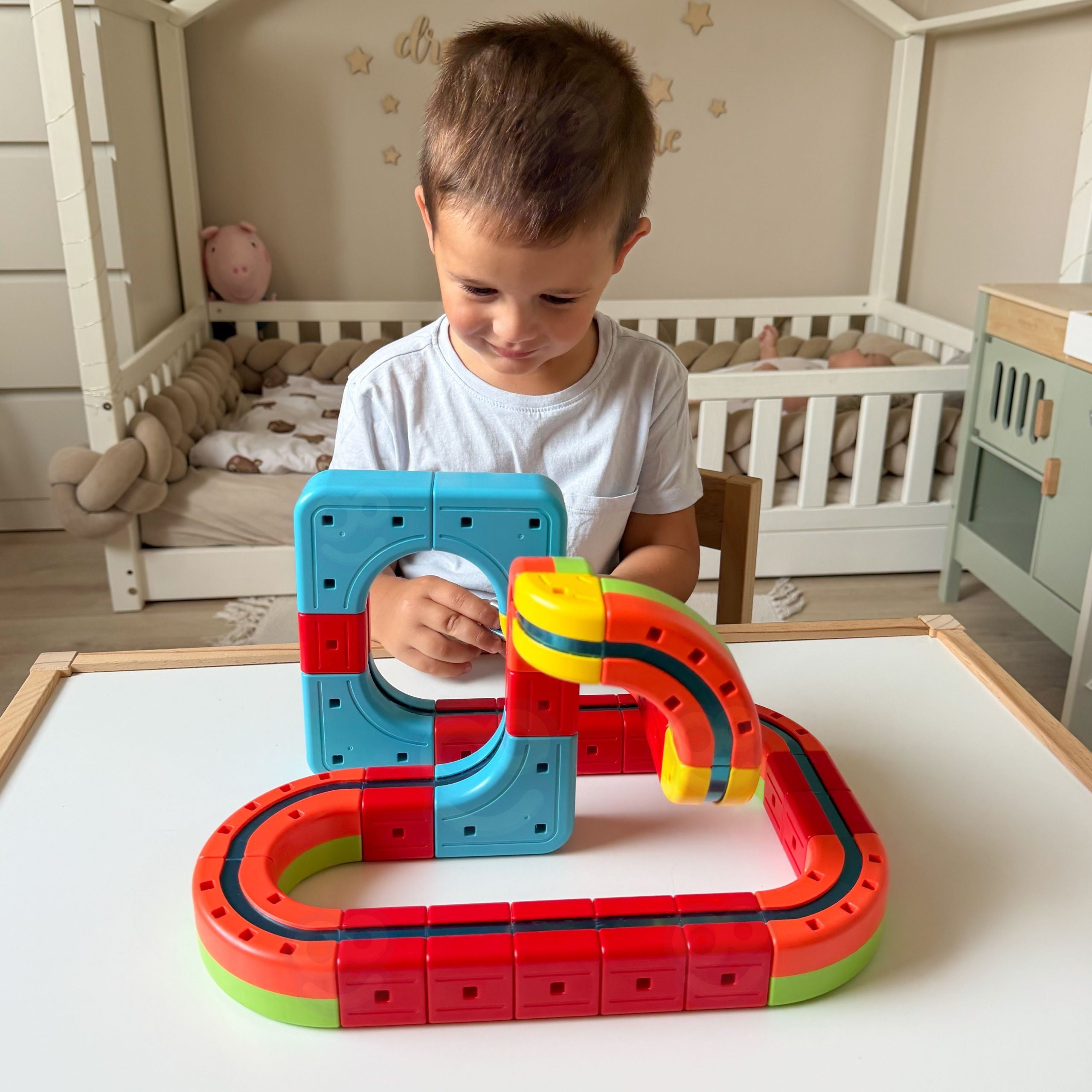 Woopie Magic Cube Train Construction Blocks Antigravitation Magnetic Track 32 st.
