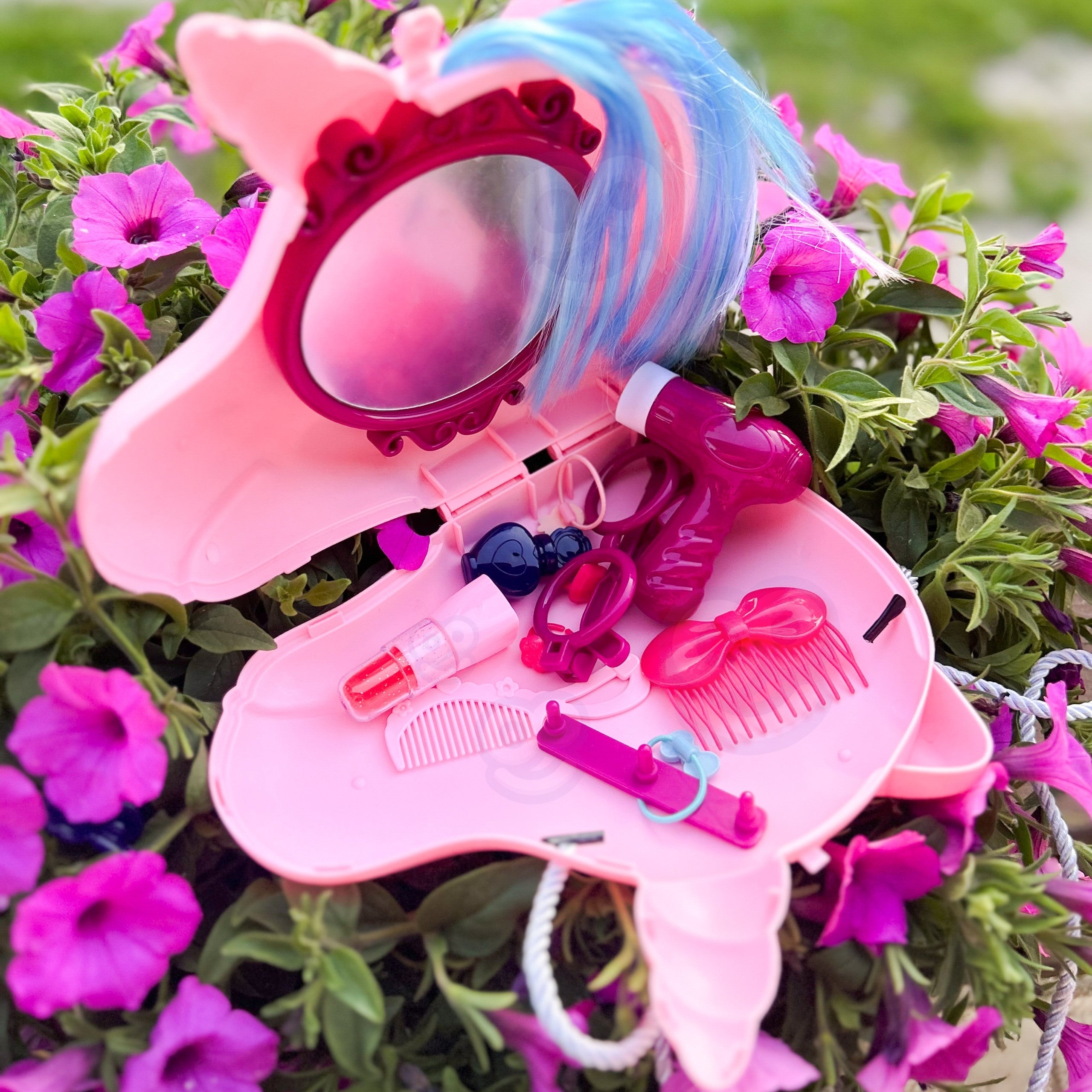 Woopie Dressing Table For Girls 2 In 1 Beauty Salon In A Unicorn Bag