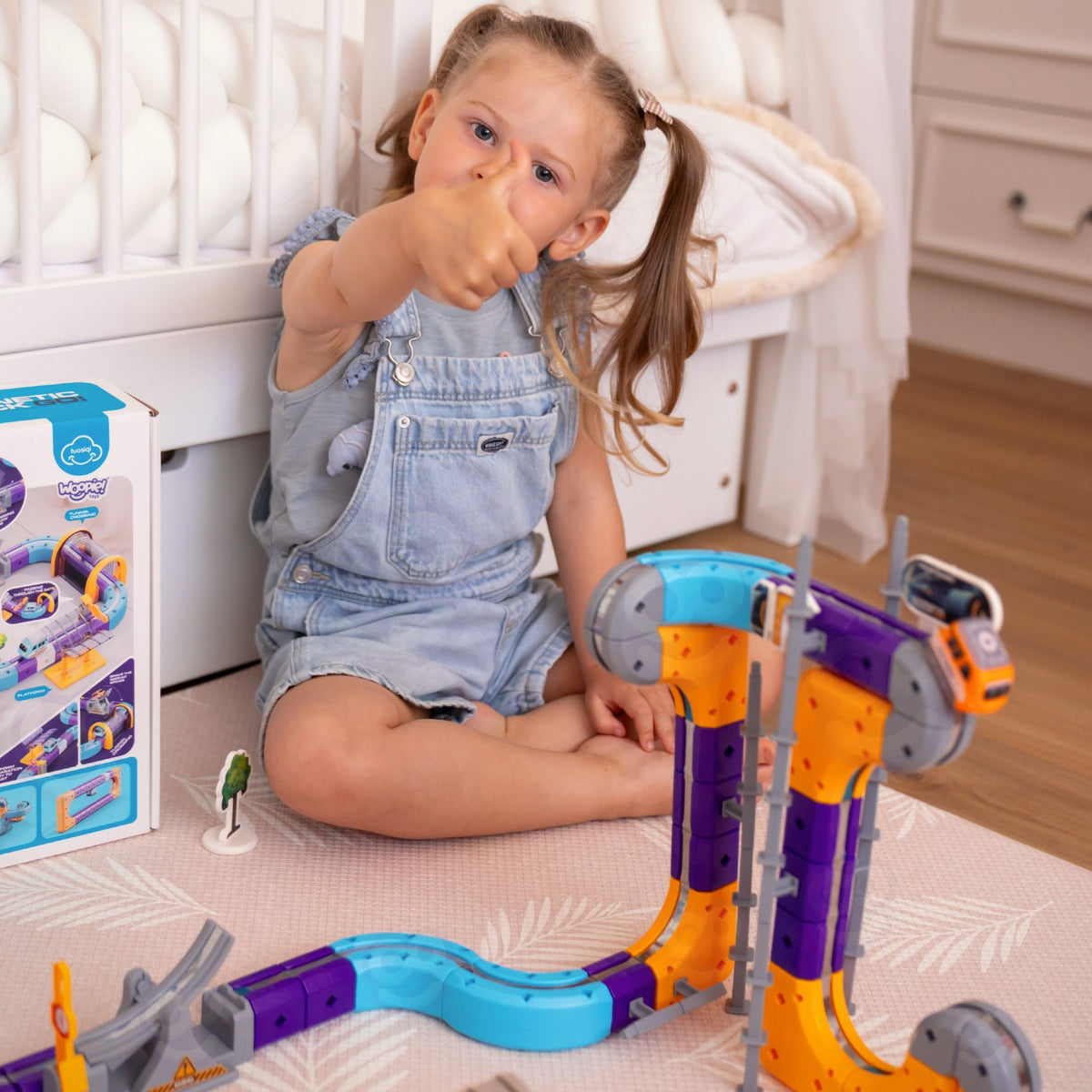 Woopie Magnetic Train Track Construction Set With Attraction Effect 126 Pcs.