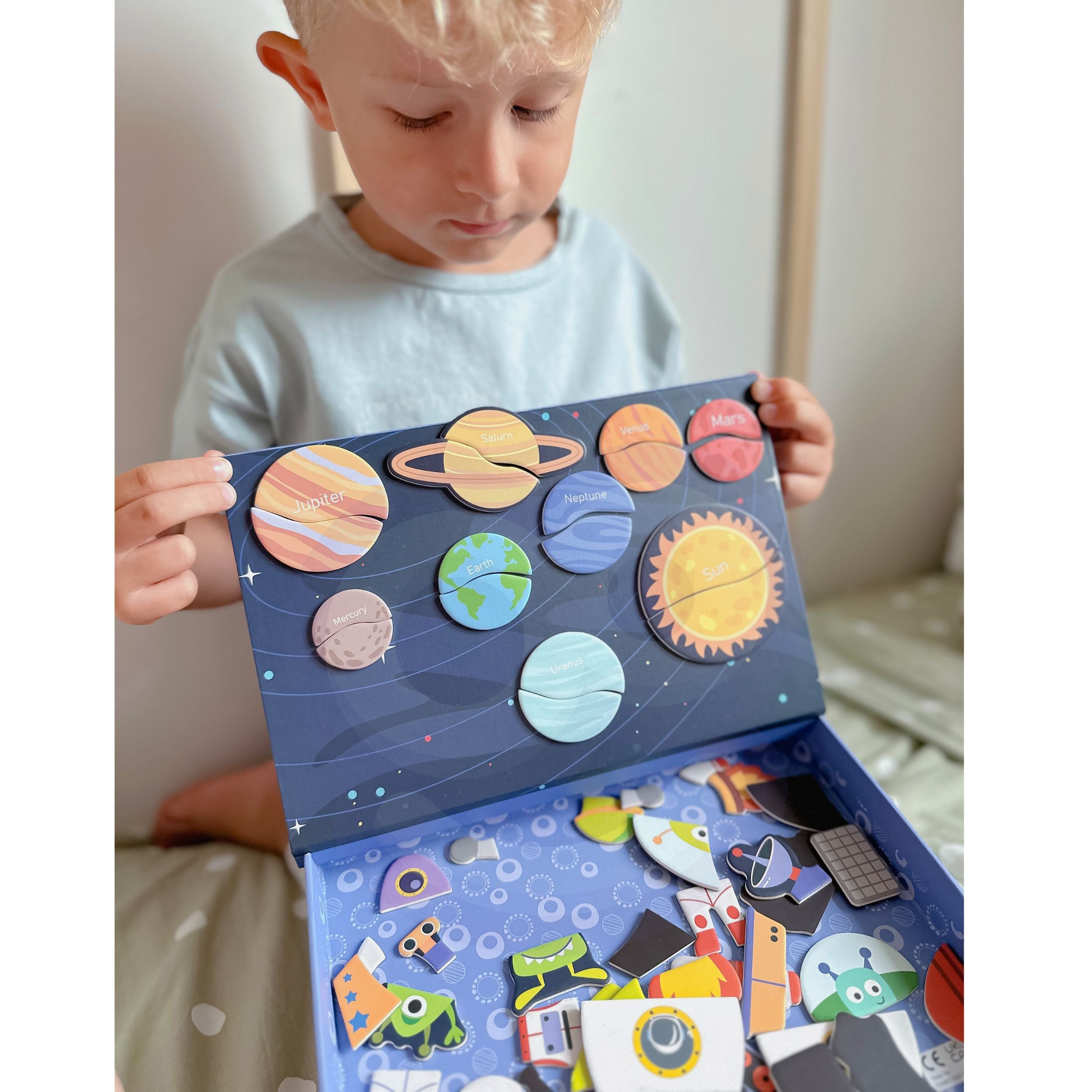 Tooky Toy Magnetické Puzzle Montessori Puzzle Vzdělávací box Cosmos 72 ks.