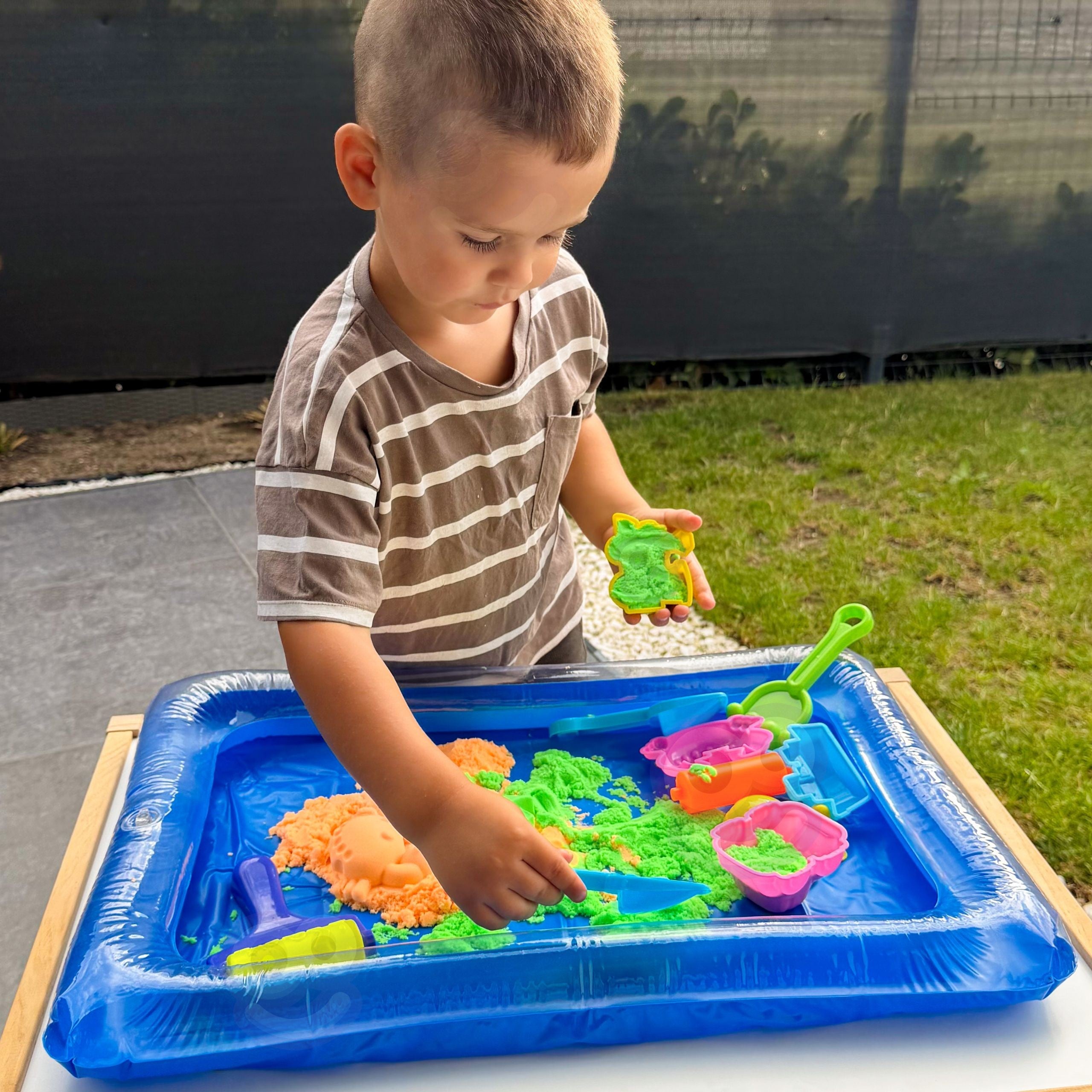 Woopie Kinetic Sand Magic Pool Set Molds Accessories 3+