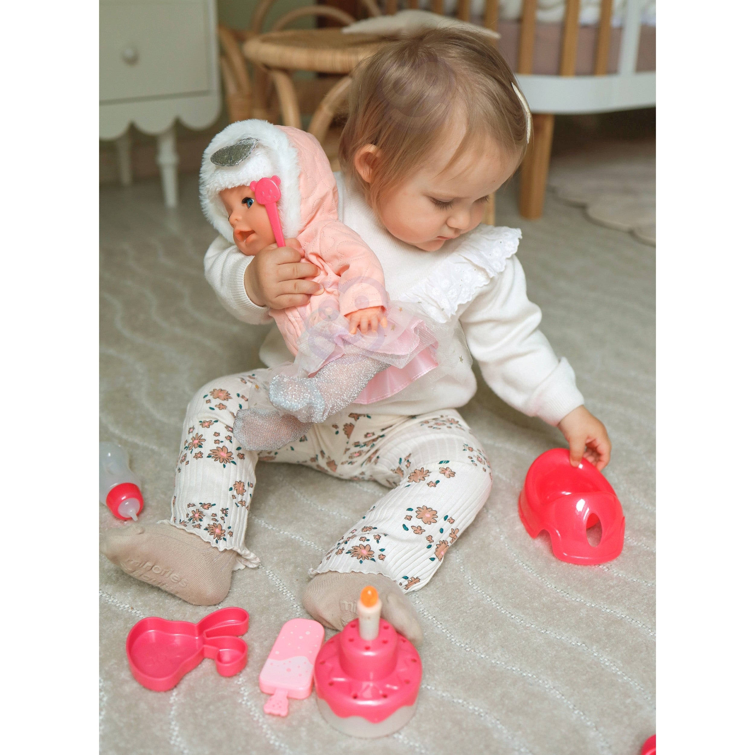 Woopie Royal Interactive Doll Little Sophie's Birthday 35 Cm + Acc.