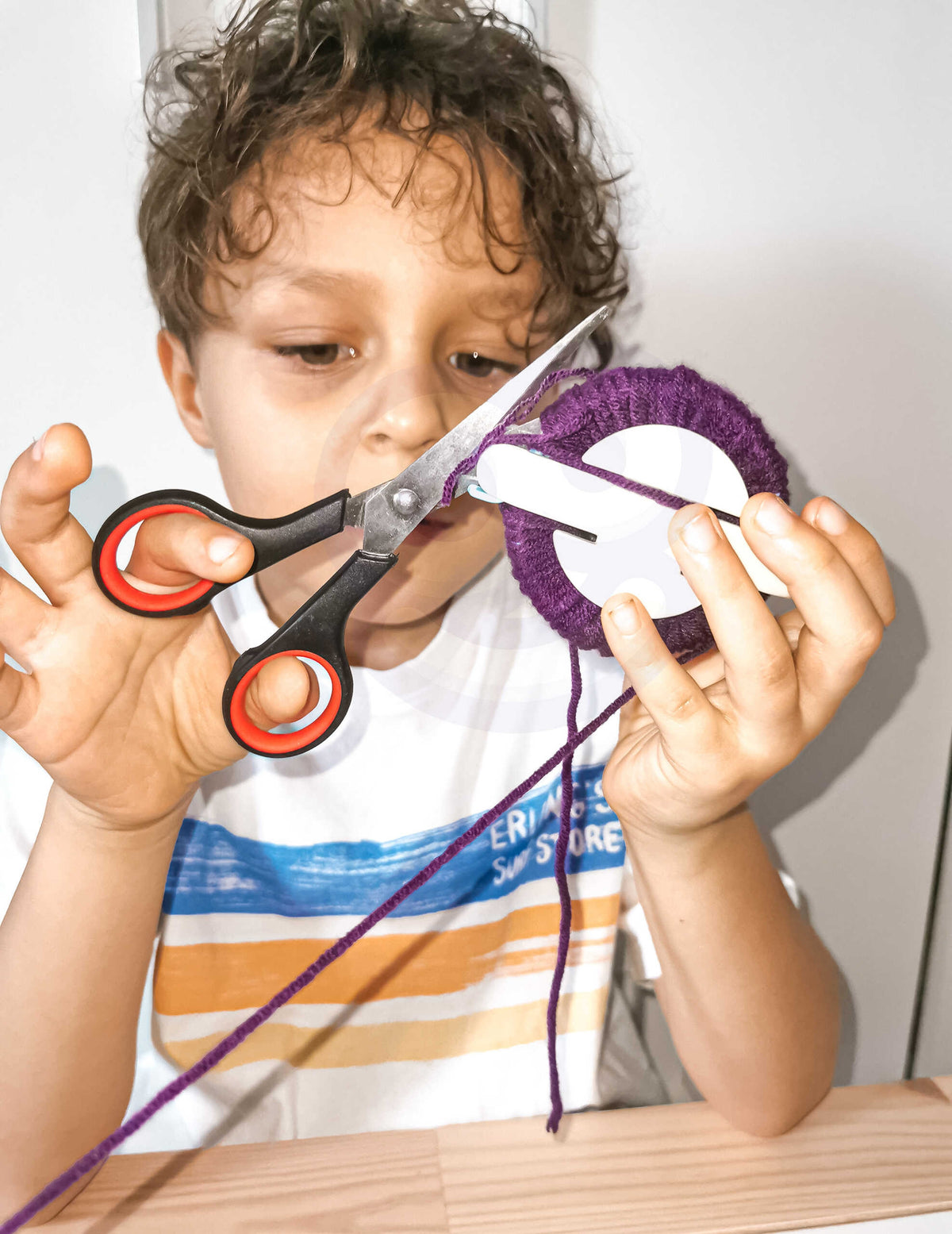 Woopie Art&fun Kit creativo con pompones de monstruo