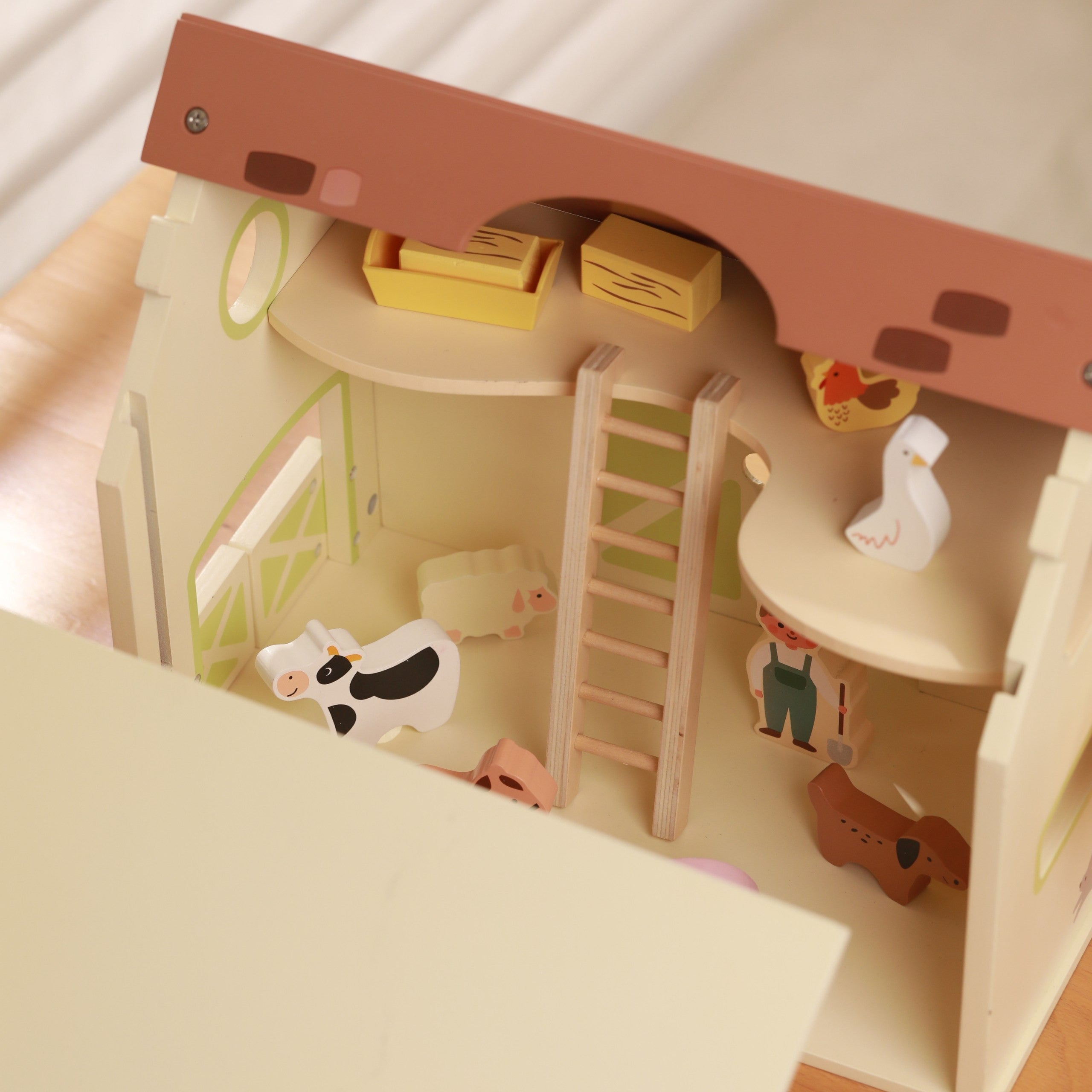 Classic World Wooden Farm House Vintage Figure Set 17 Pcs.