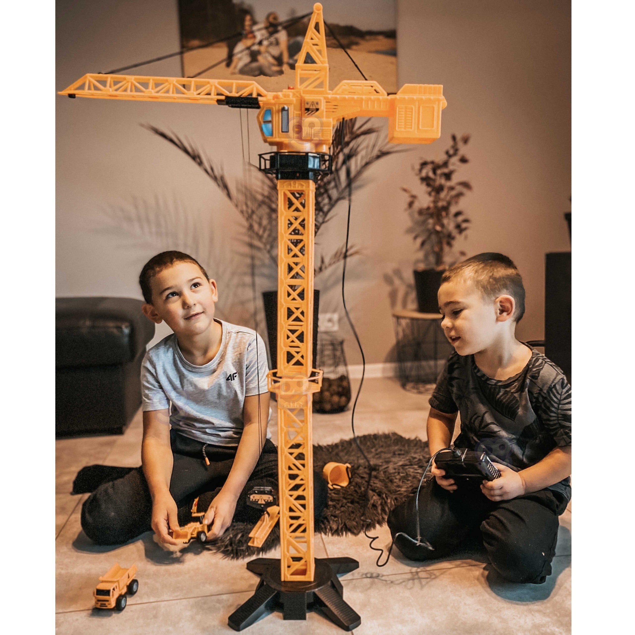 Дистанционно управляван кран Woopie 103 см R/c камион багер + 4 акс.