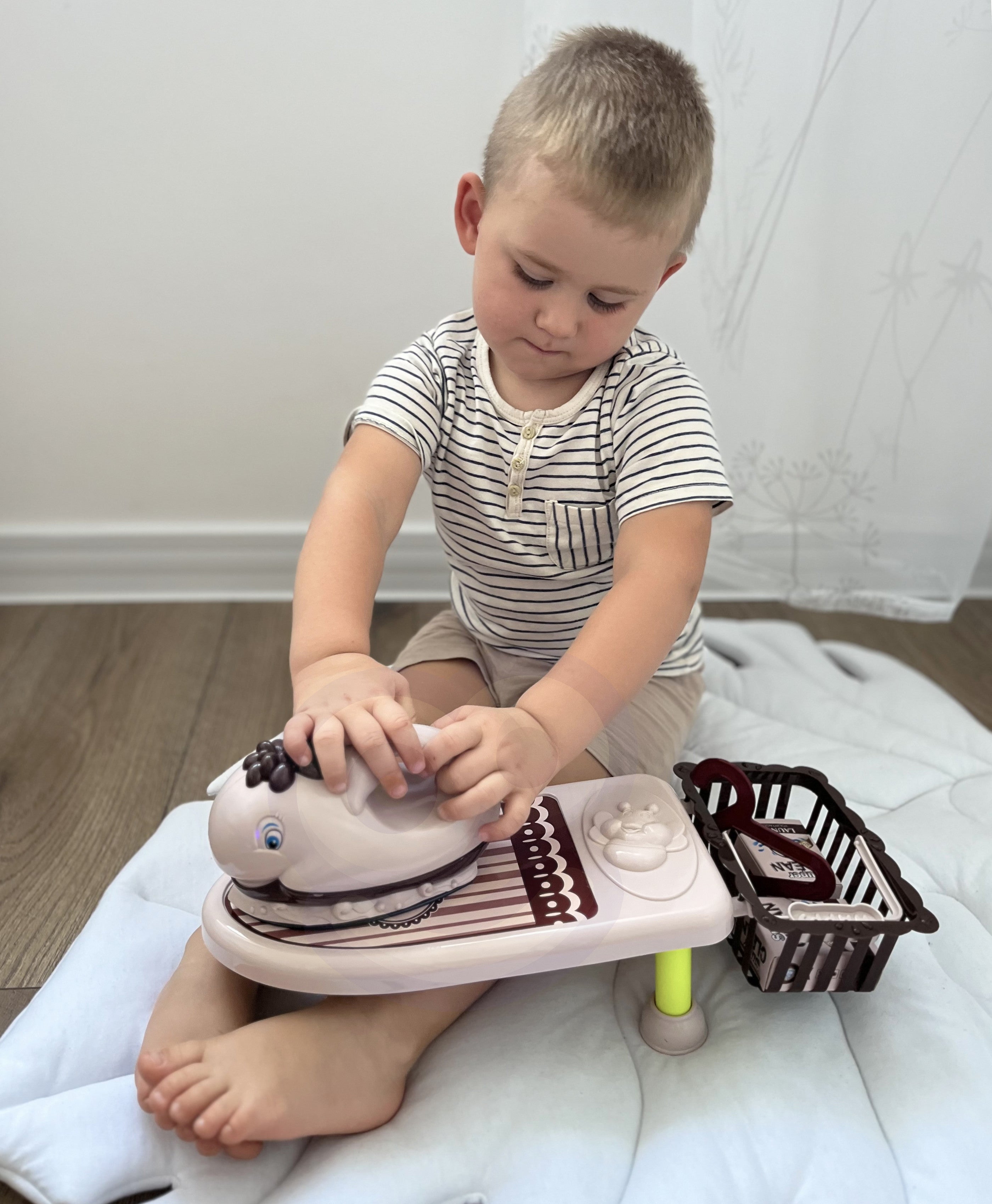 Woopie 2-in-1 Strijkset Strijkplank Met Muziek 7-dlg.