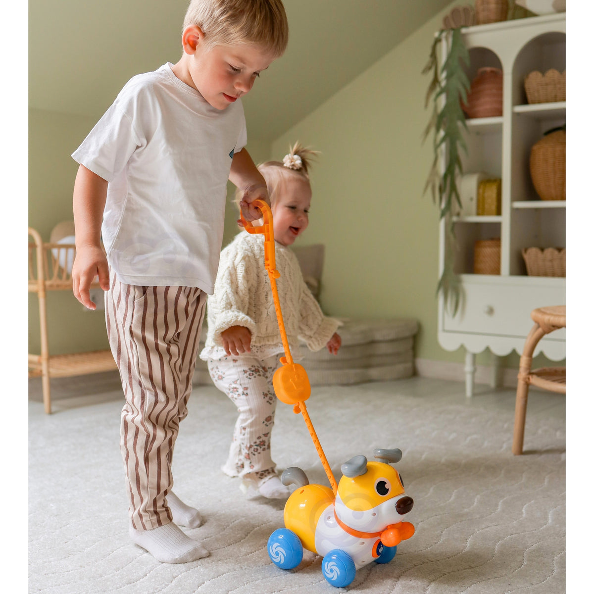 Woopie Interactive 2-i-1 Dog Pusher Barking 360° 6m+