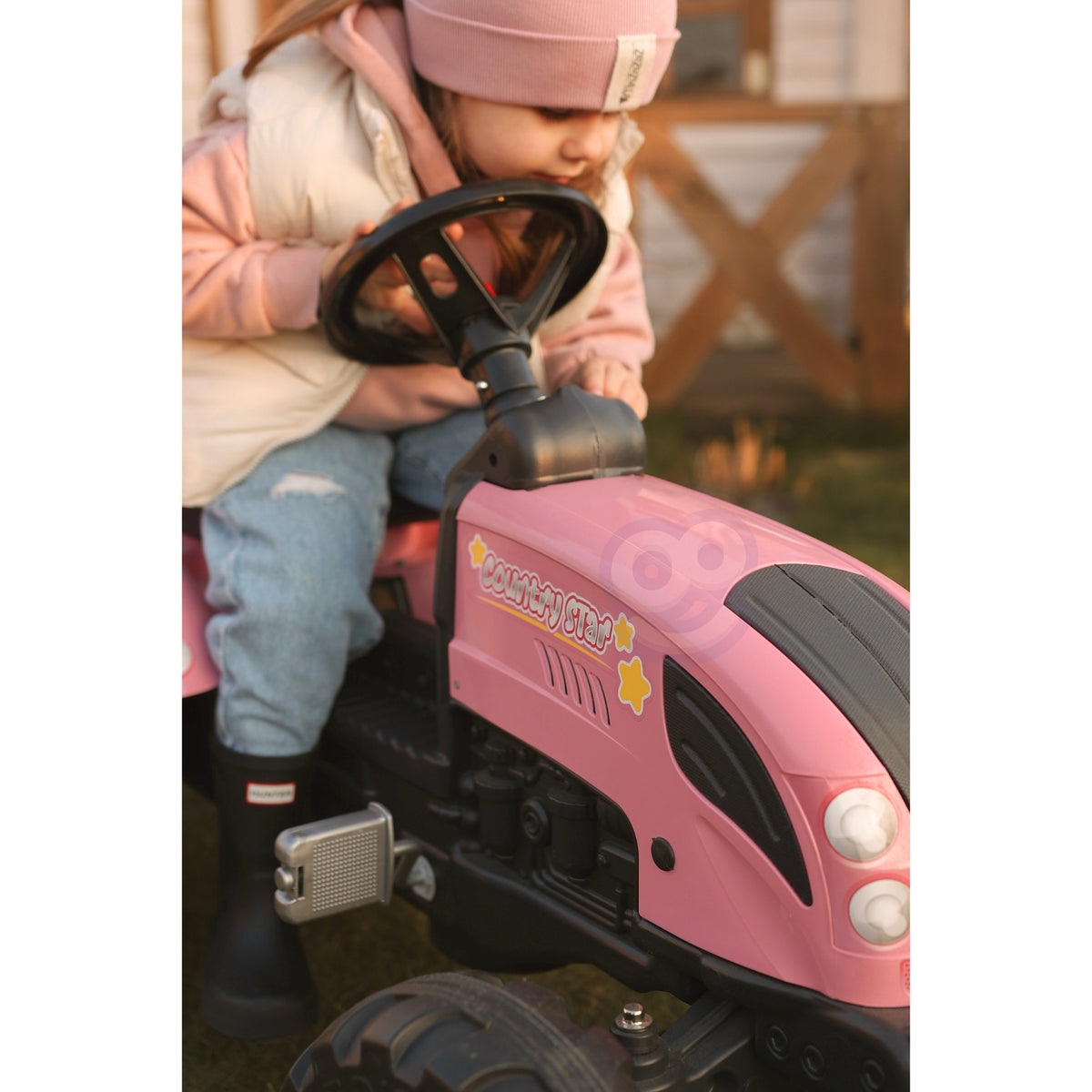 Falk Country Star Pink šlapací traktor + přívěs a klakson 2-5 let.