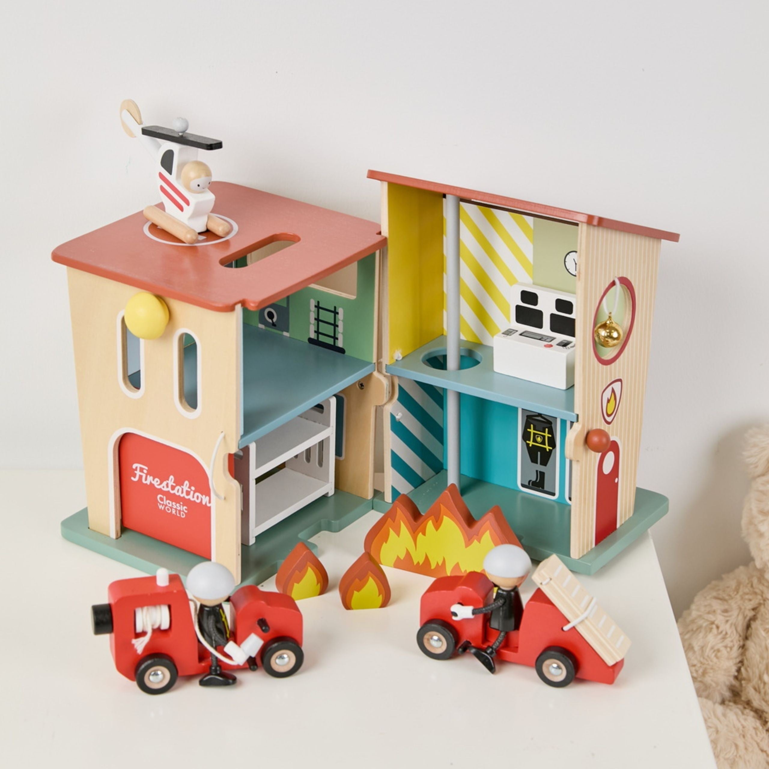 Classic World Wooden Fire Station Garage Car Helicopter Figures 13pcs.