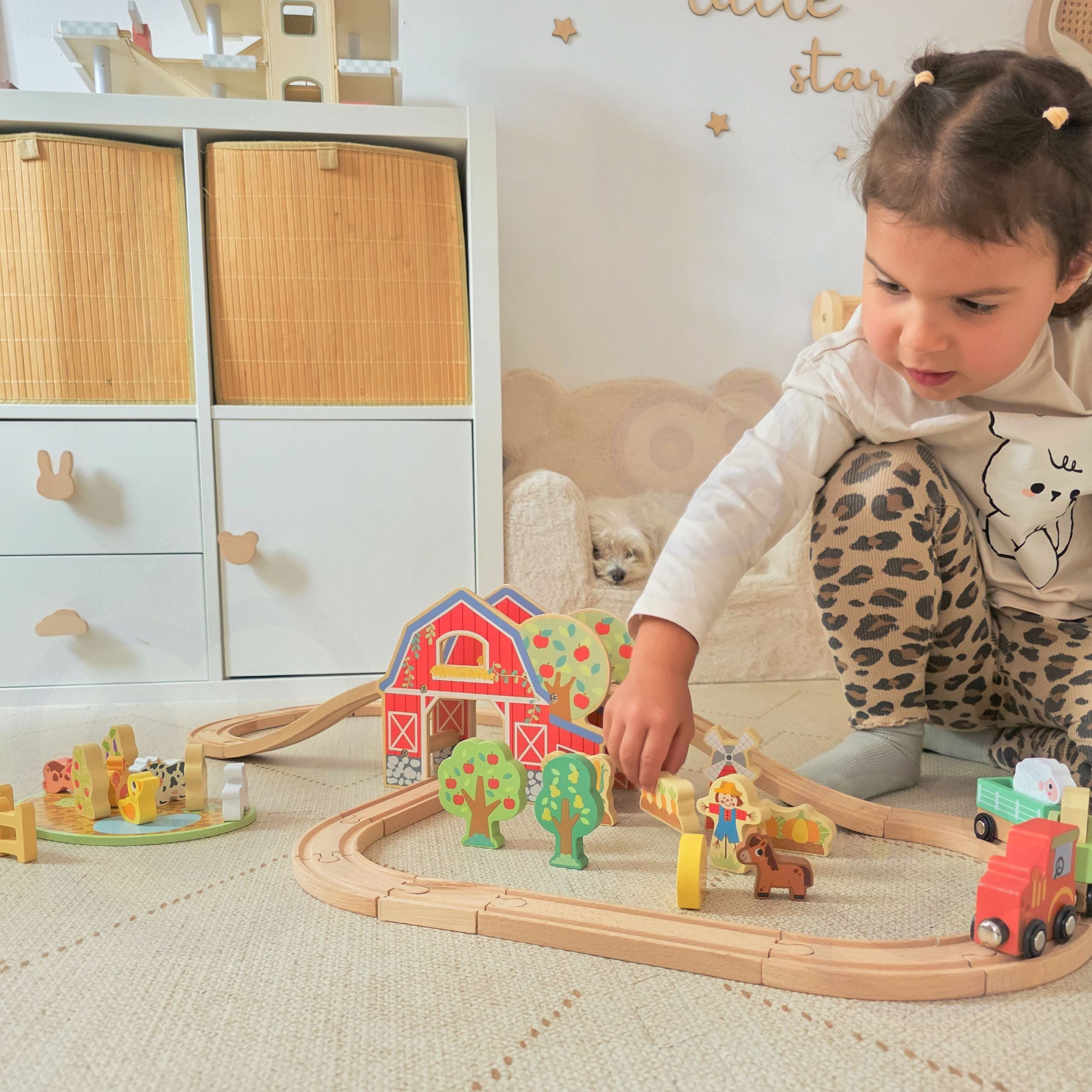 Tooky Toy Bauernhof-Eisenbahn-Set aus Holz, 48-tlg.
