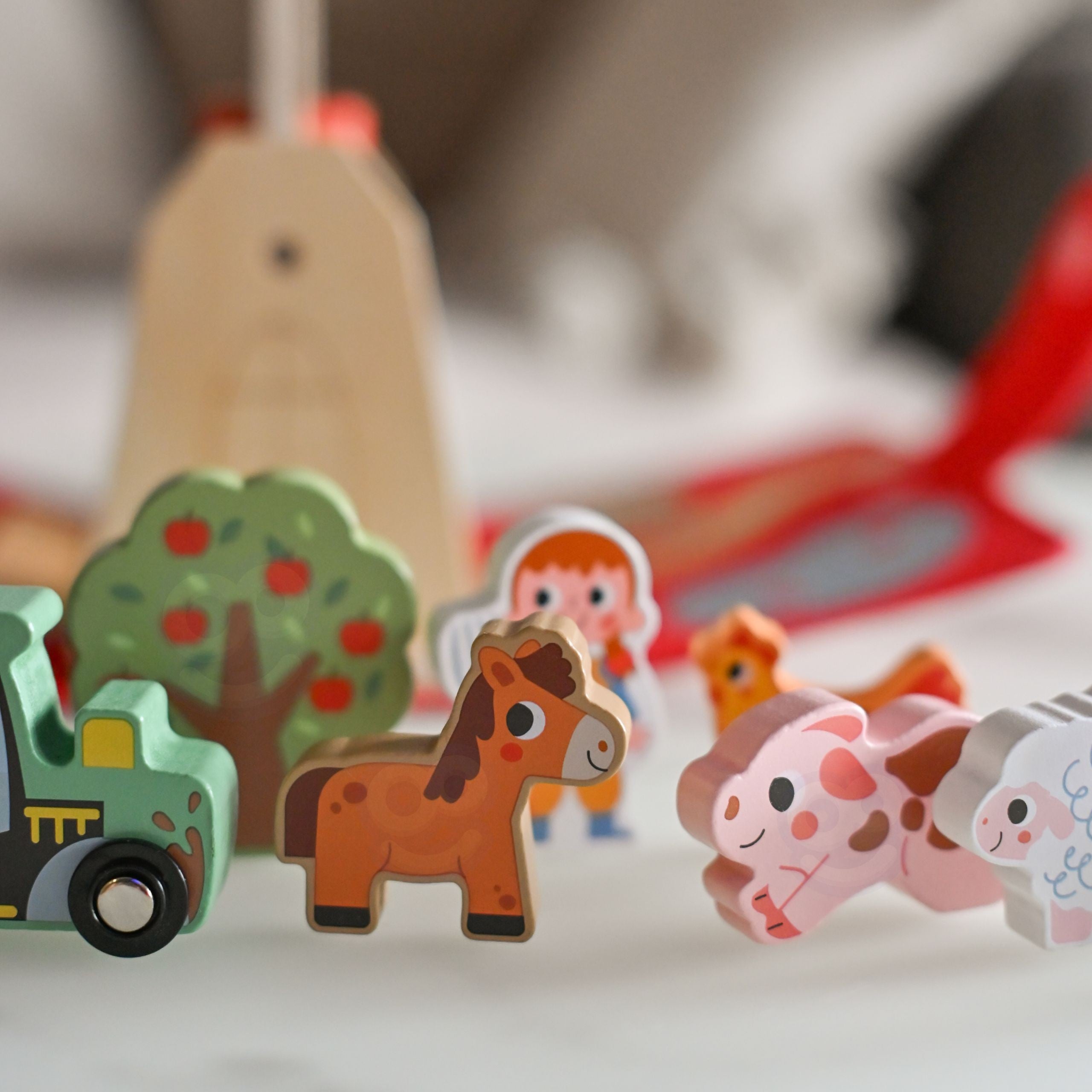 Woopie Green Wooden Folding Farm In A Suitcase With Animals 11 Pcs.