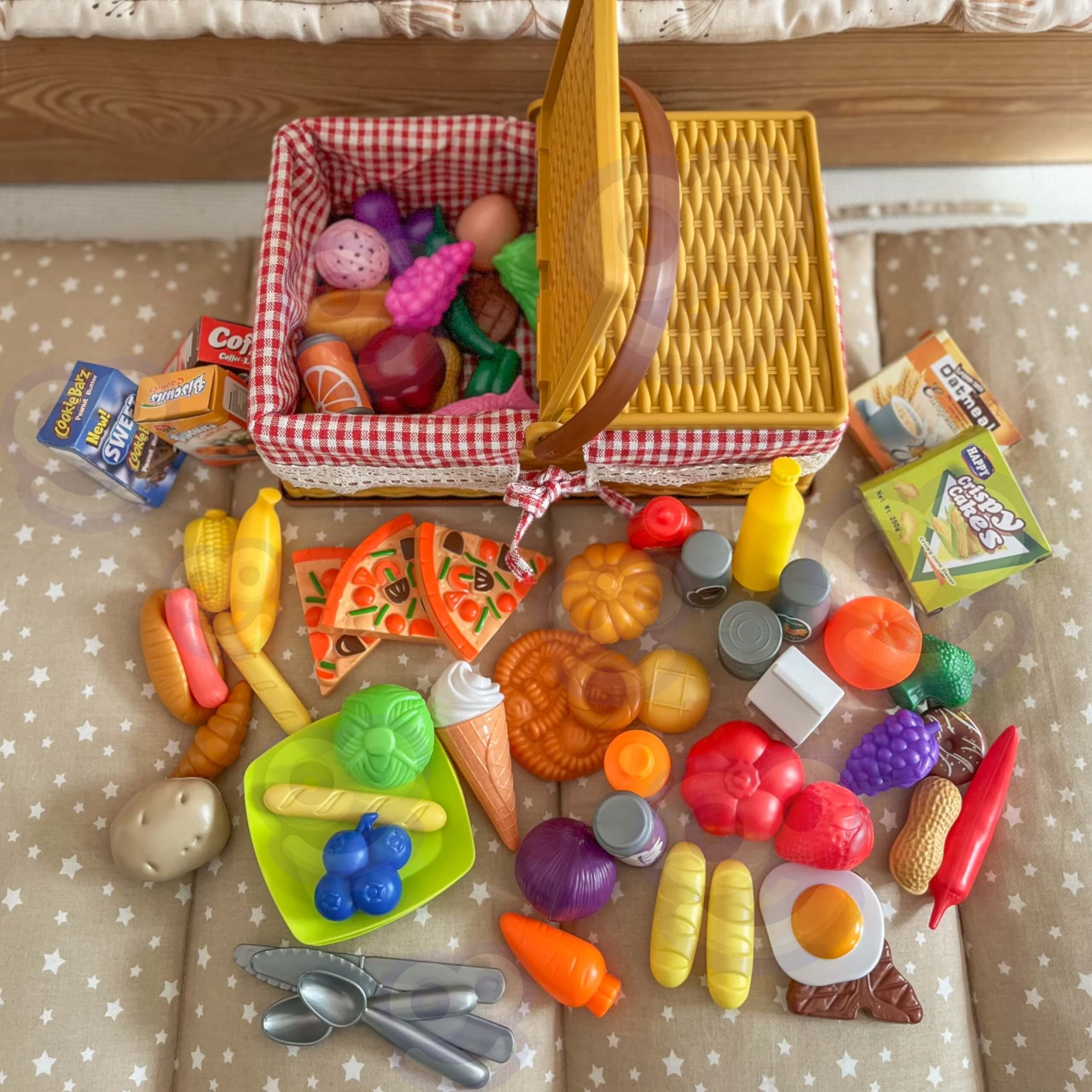Woopie Picnic Basket Fruit Vegetables Fast Food Set Xxl 103 Pcs.