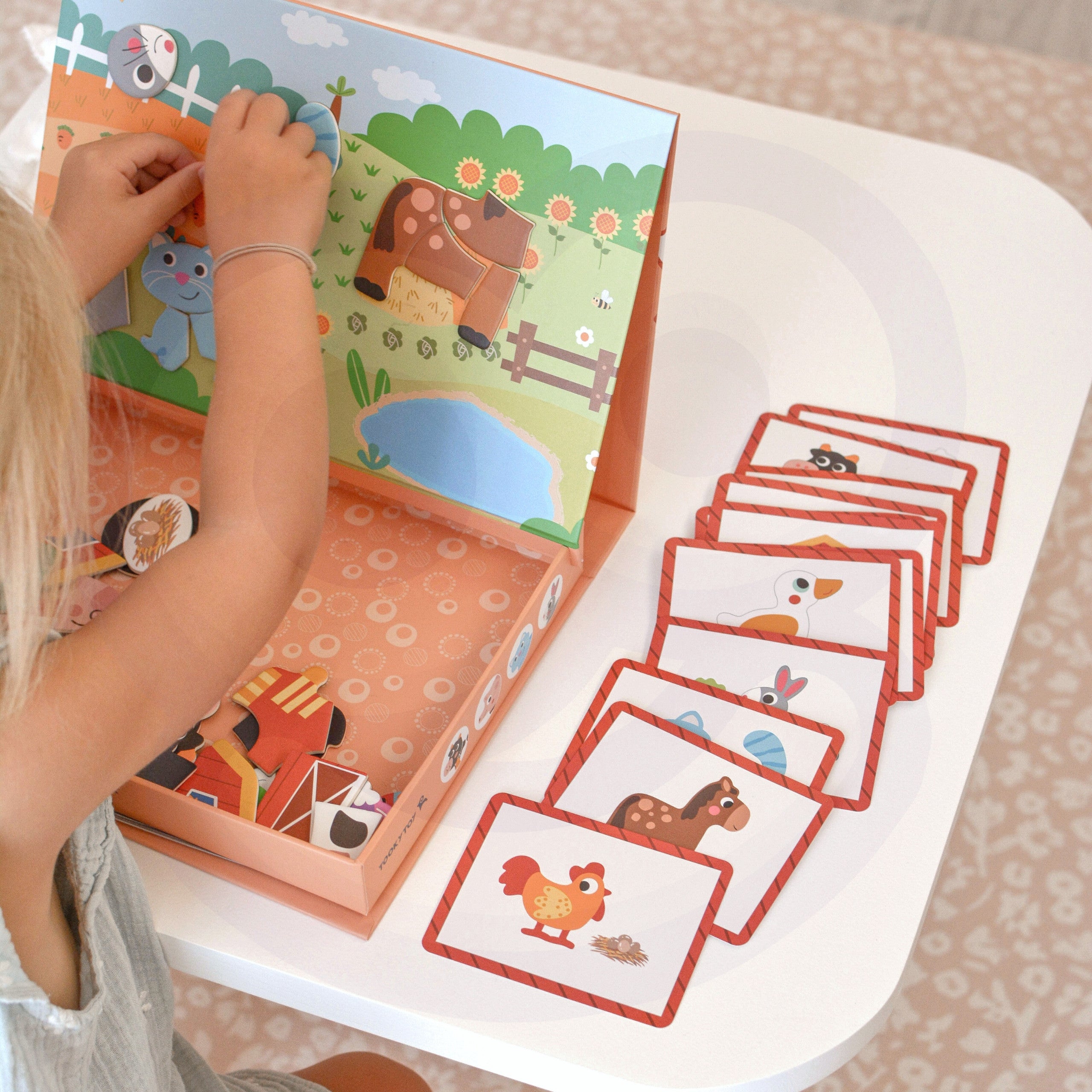 Tooky Toy Magnetické Puzzle Farm Puzzle