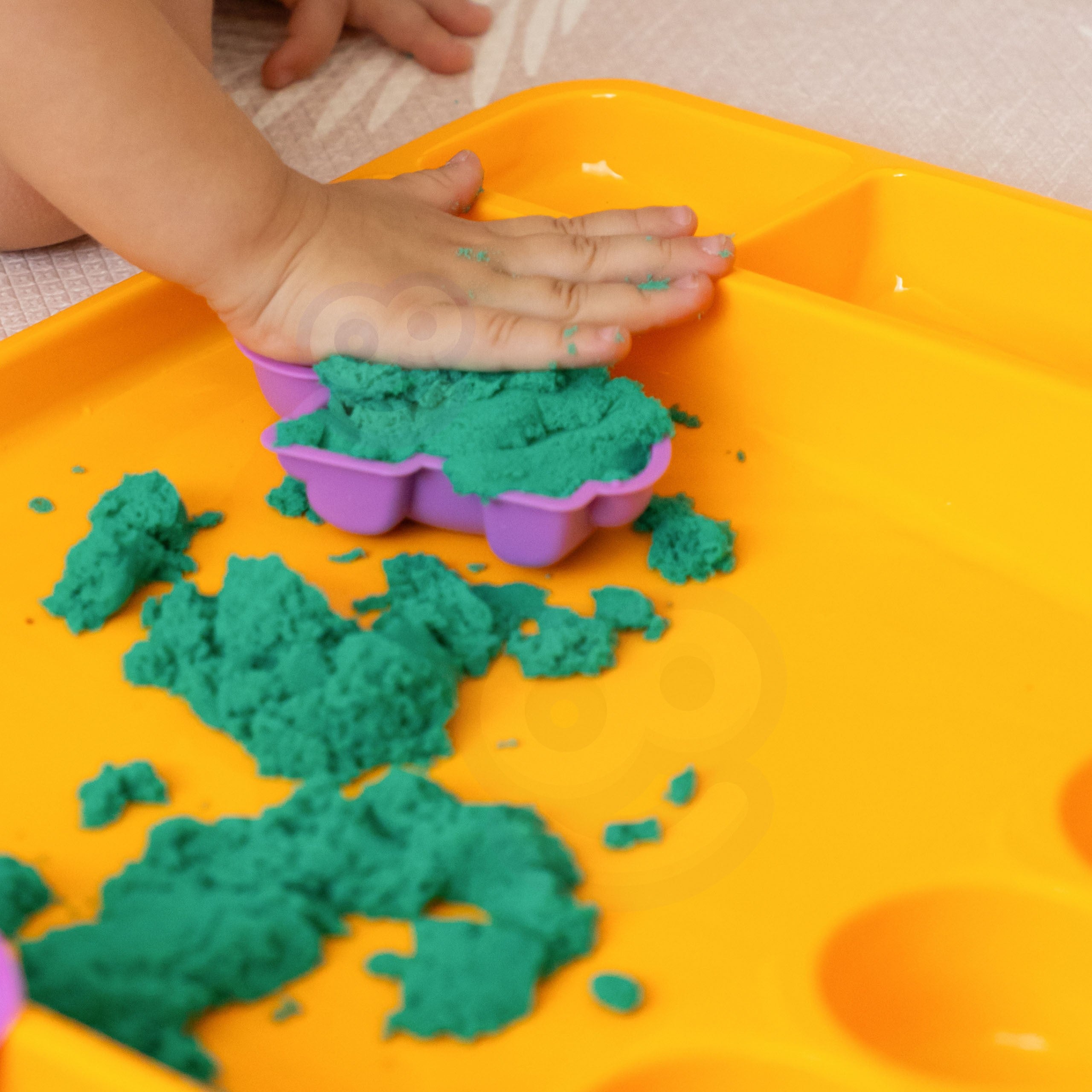 Woopie Kinetic Sand 1,2 Kg Xl Zoo Bord med Forme Sæt