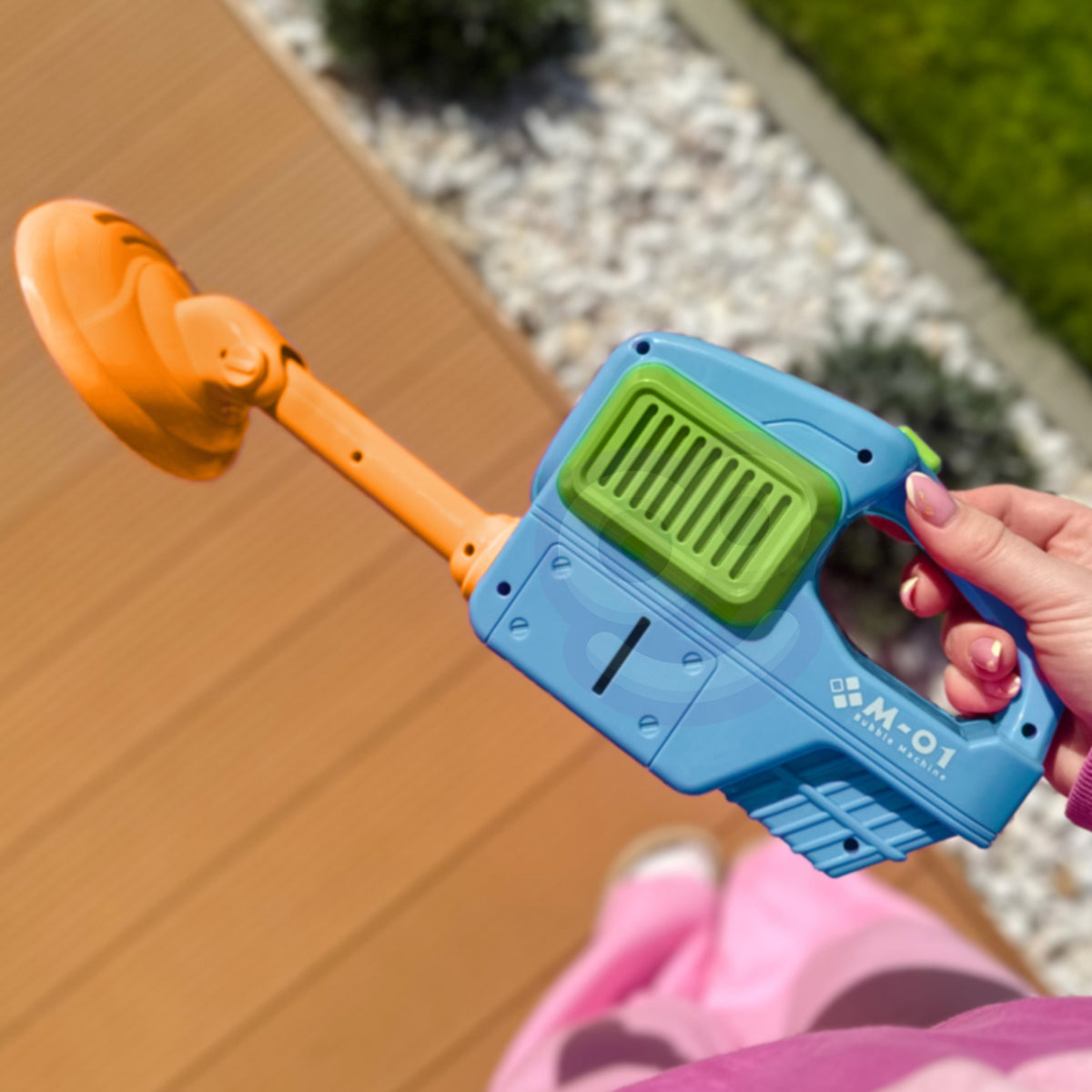 Woopie Hand Lawn Mower Machine Bubble Blue