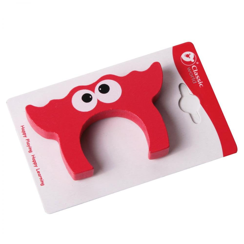 Classic World Wooden Letter C