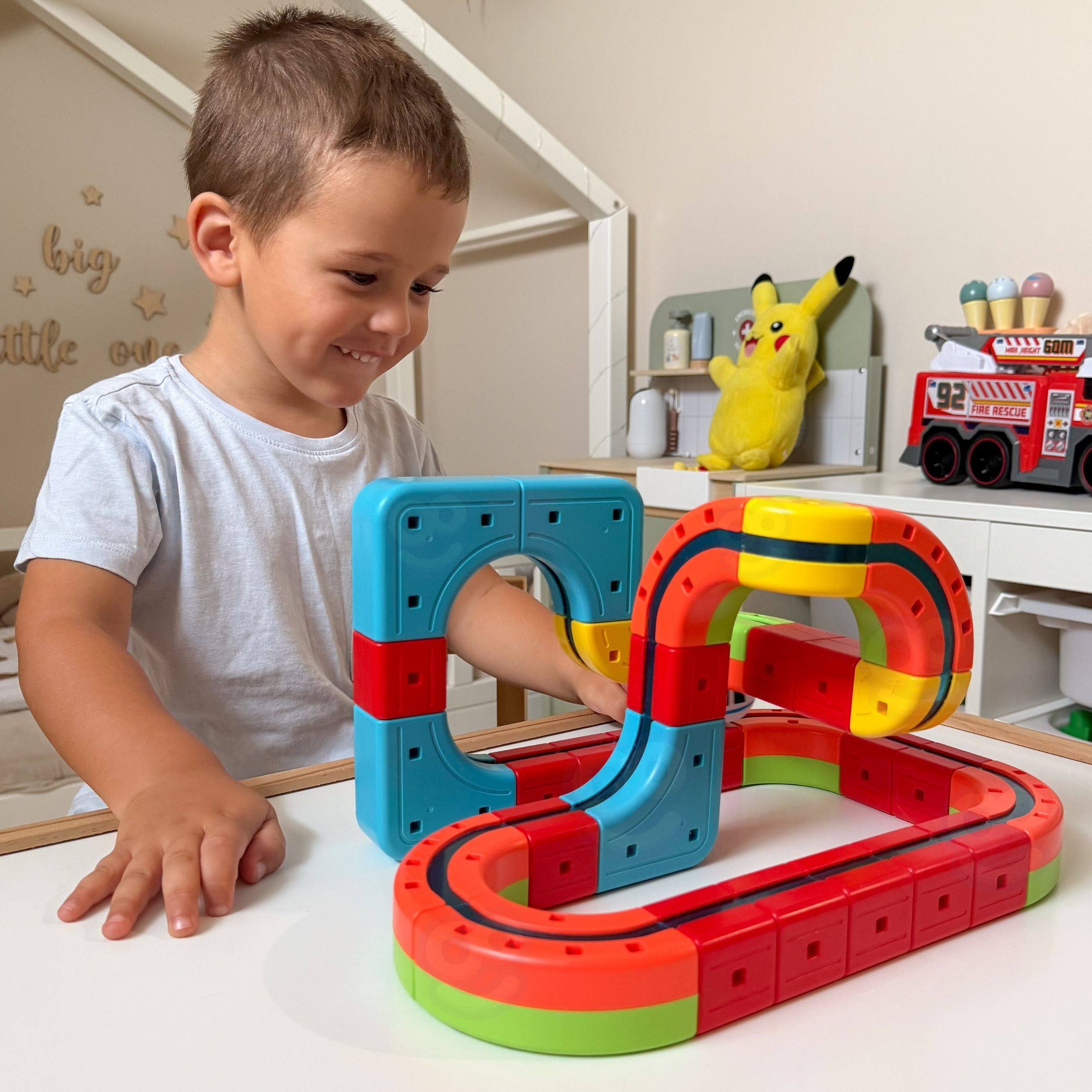 Woopie Magic Cube Train Construction Blocks Antigravitation Magnetic Track 32 st.