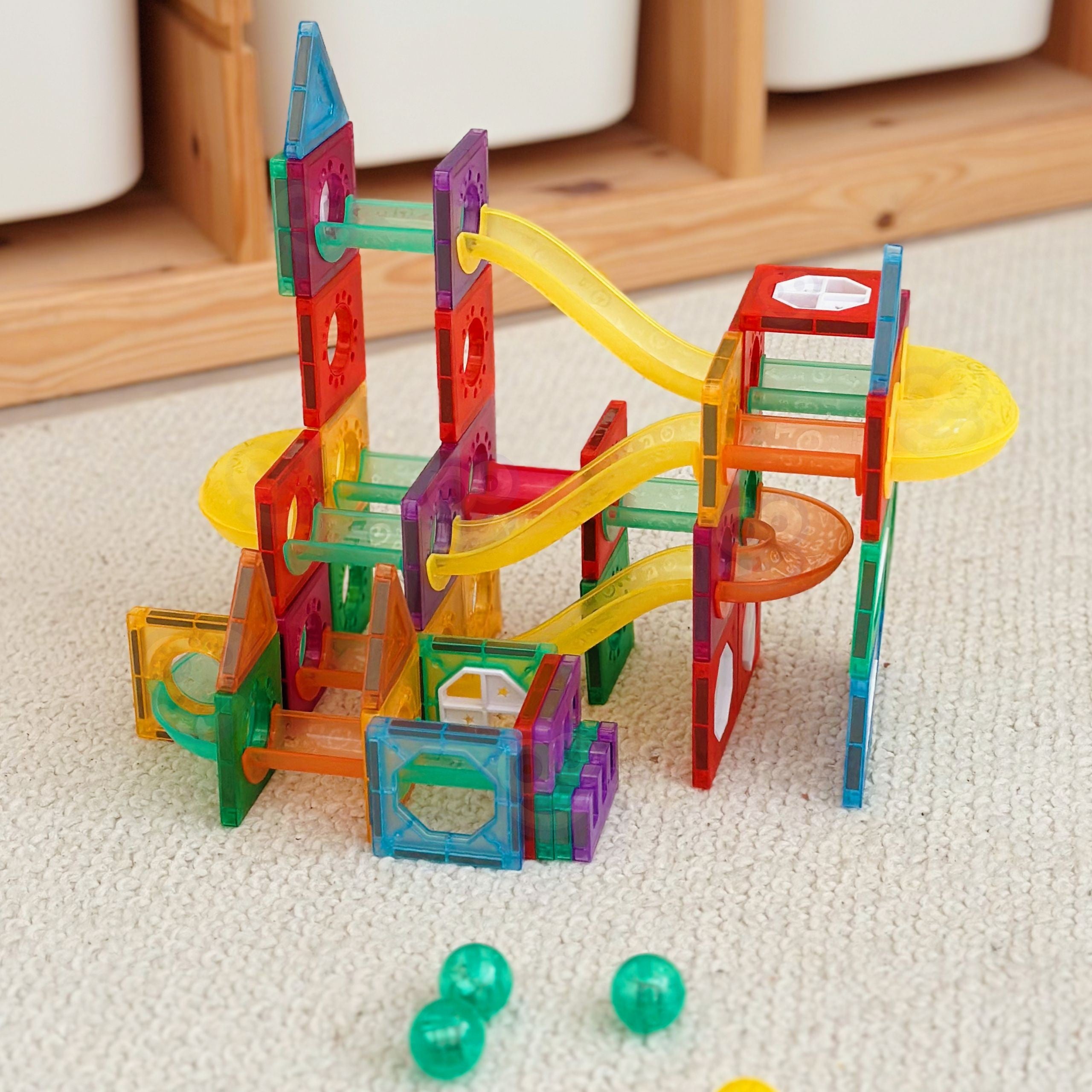 Woopie Bloques de construcción magnéticos Juego educativo 3D Pista de bolas 105 piezas.