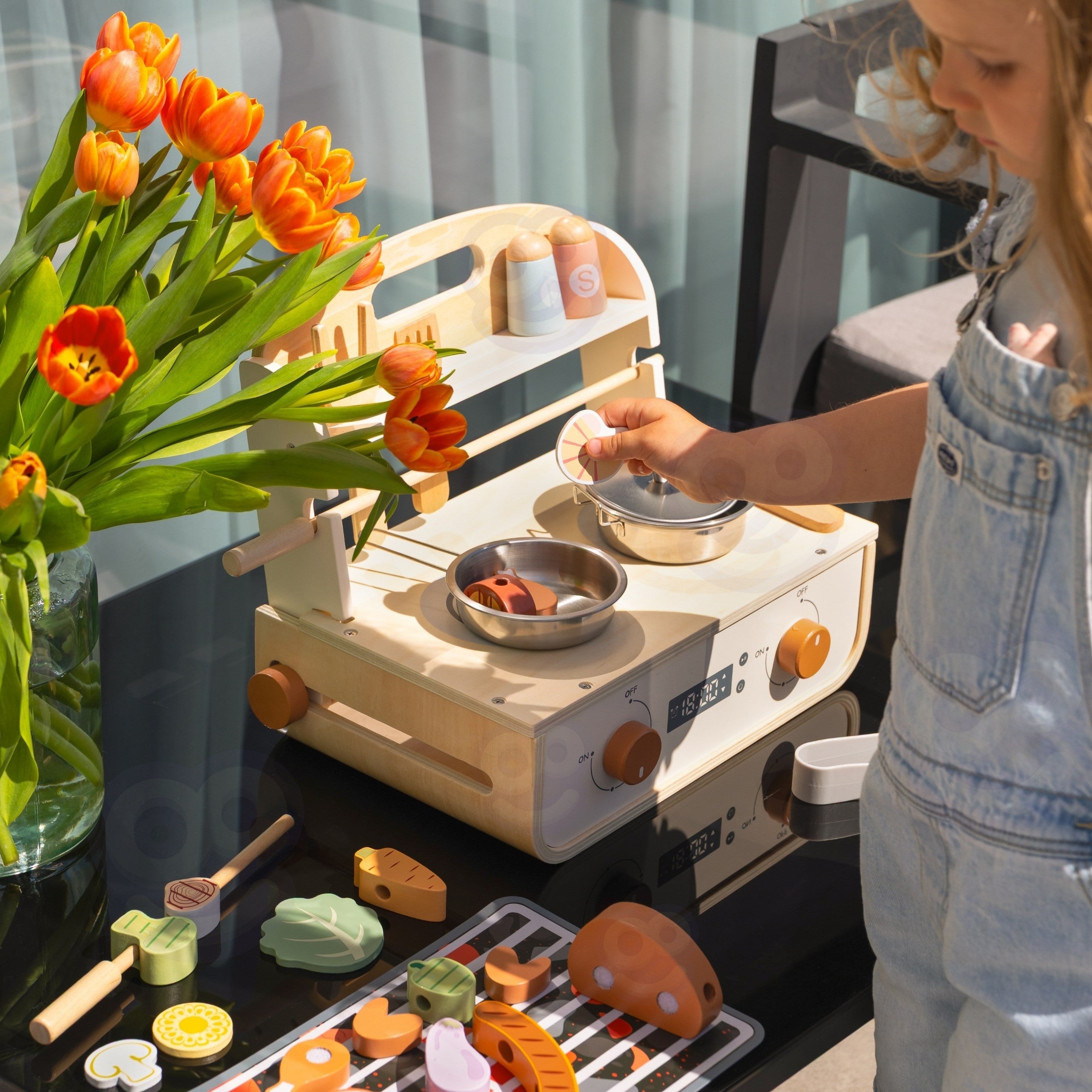 Tooky Toy Wooden Kitchen With Grill And Accessories