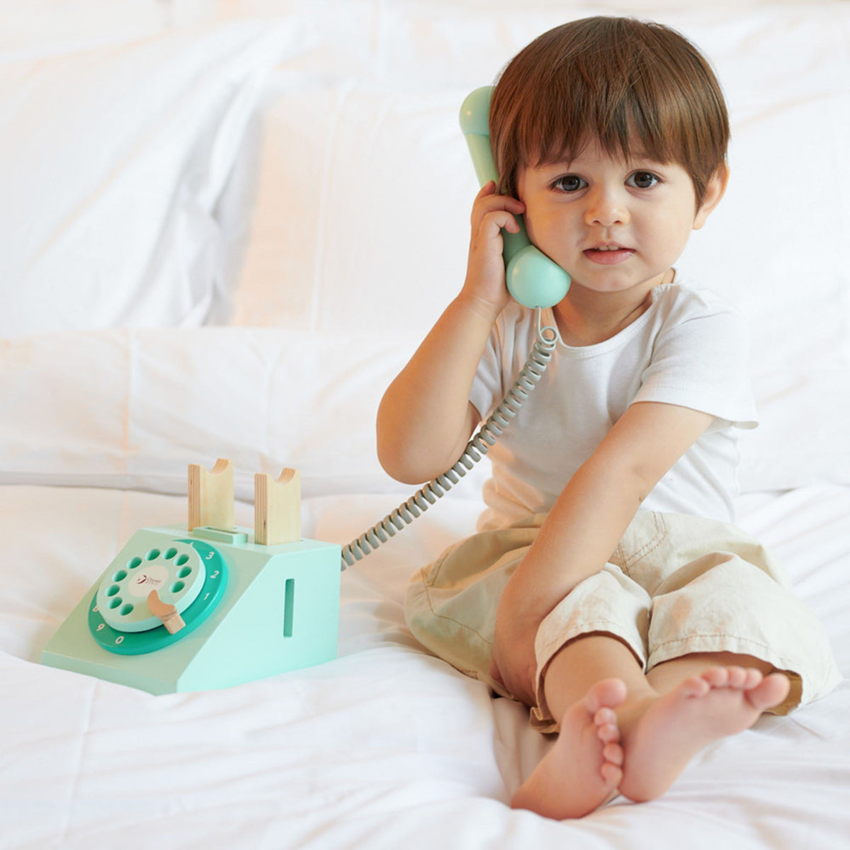 Classic World Klassisches Holztelefon für Kinder 4-tlg.