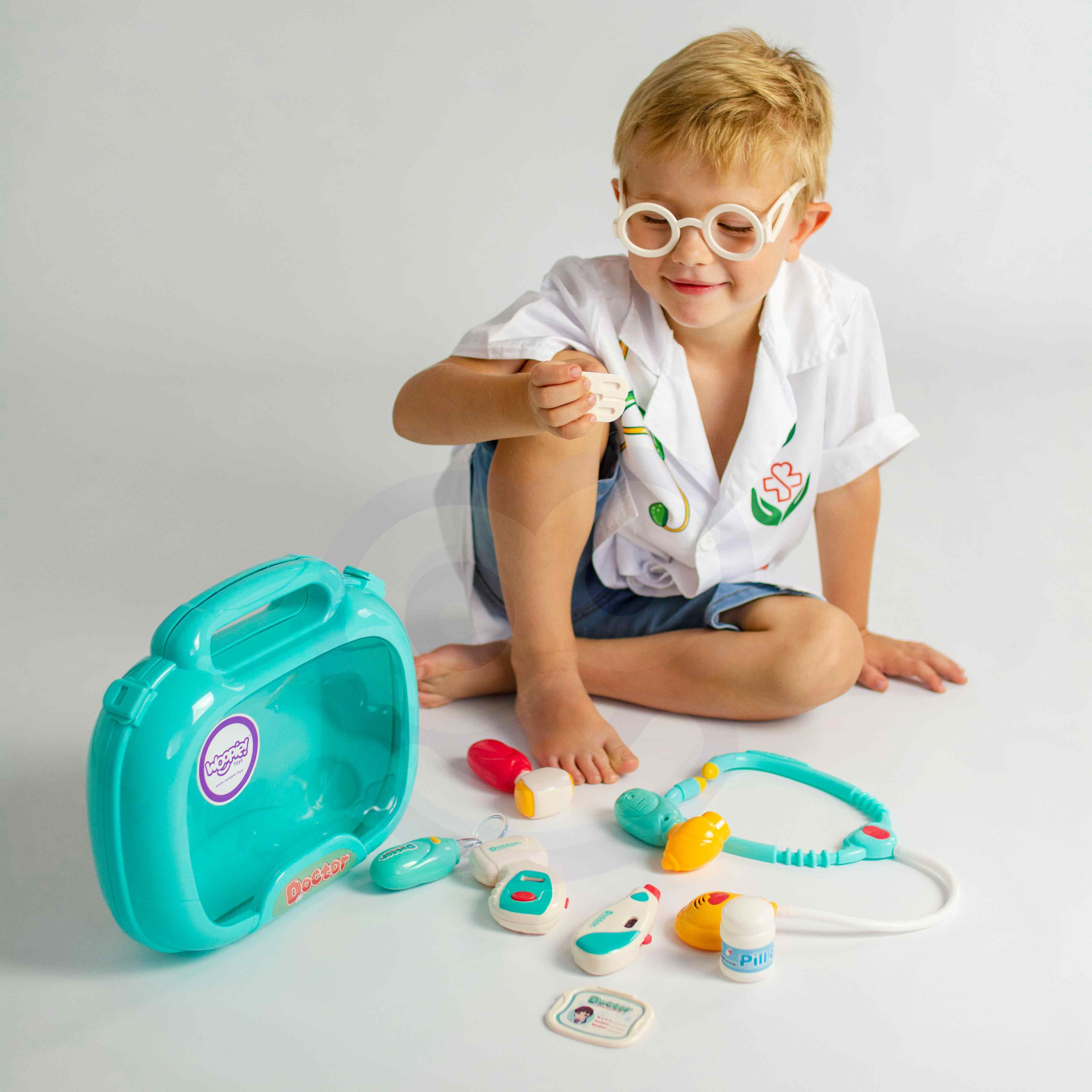 Woopie Medical Set Little Doctor Dottore in valigia Suono leggero + ACC.