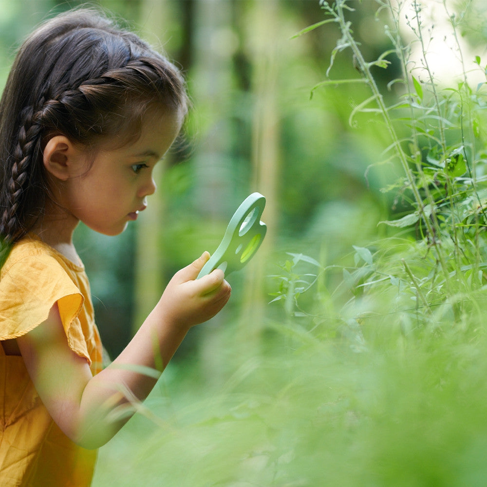 Loupe microscope 2 en 1 Classic World pour les enfants explorant le monde naturel