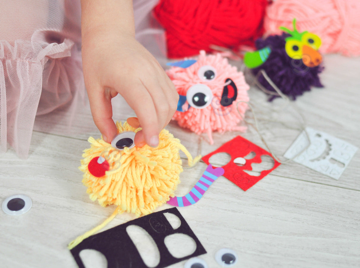 Woopie Art&fun Kit creativo con pompones de monstruo