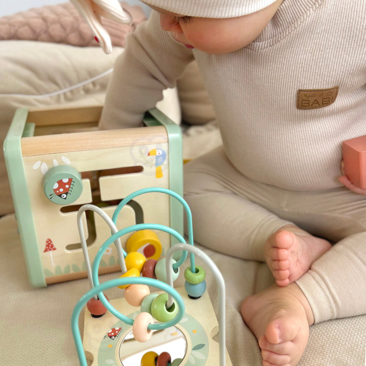 Multifunkční vzdělávací třídič Woopie Green Wooden Activity Cube