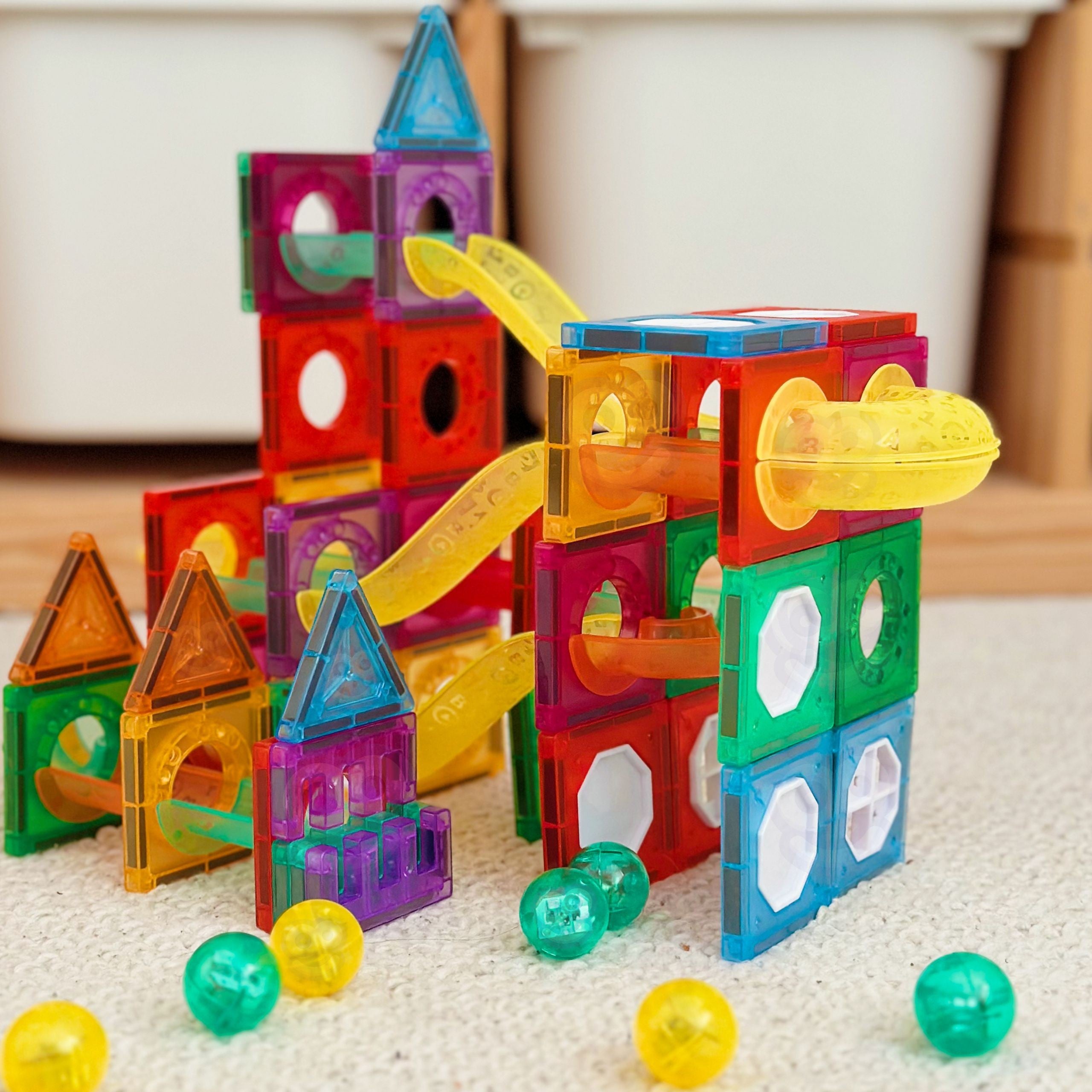 Woopie Bloques de construcción magnéticos Juego educativo 3D Pista de bolas 105 piezas.