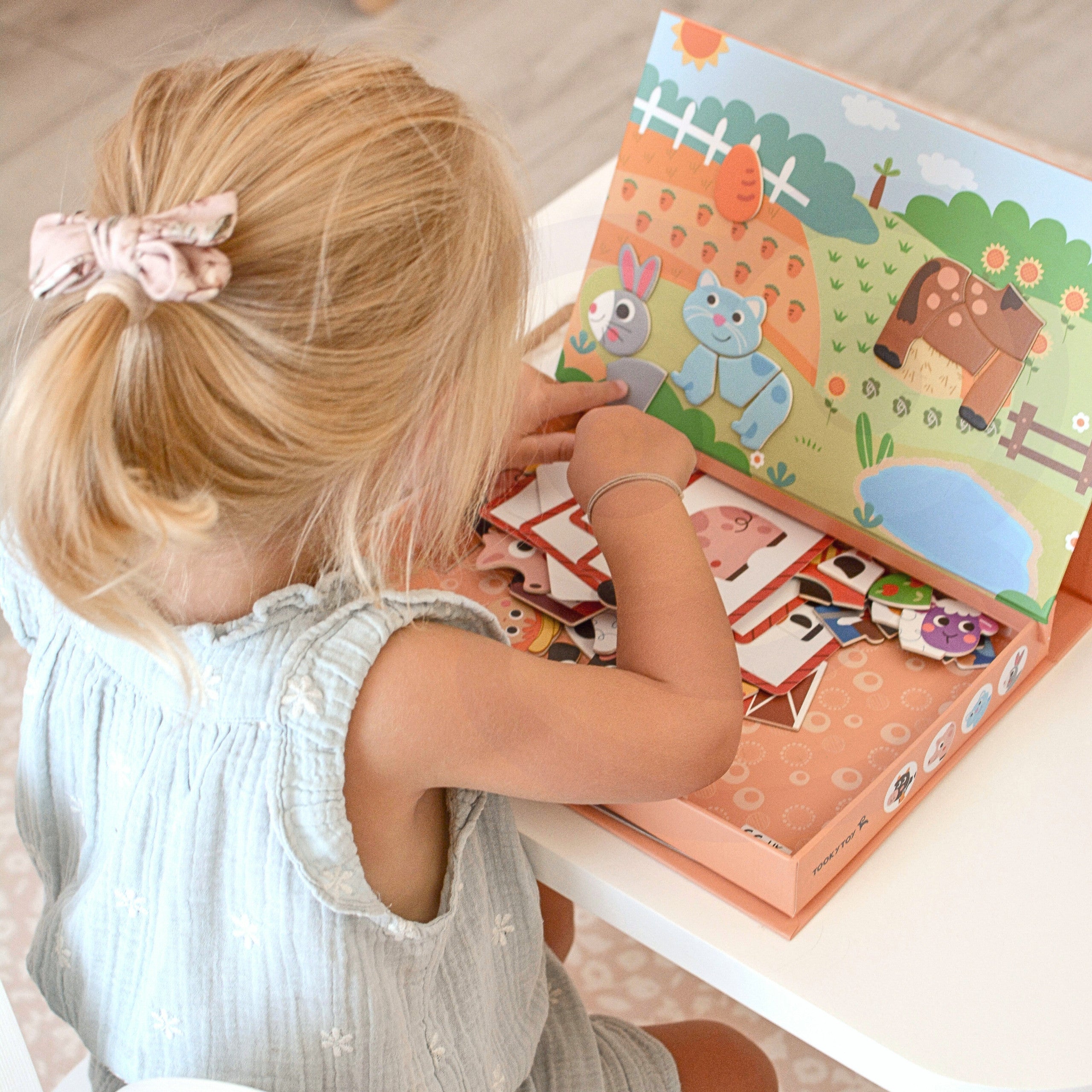 Tooky Toy Magnetické Puzzle Farm Puzzle
