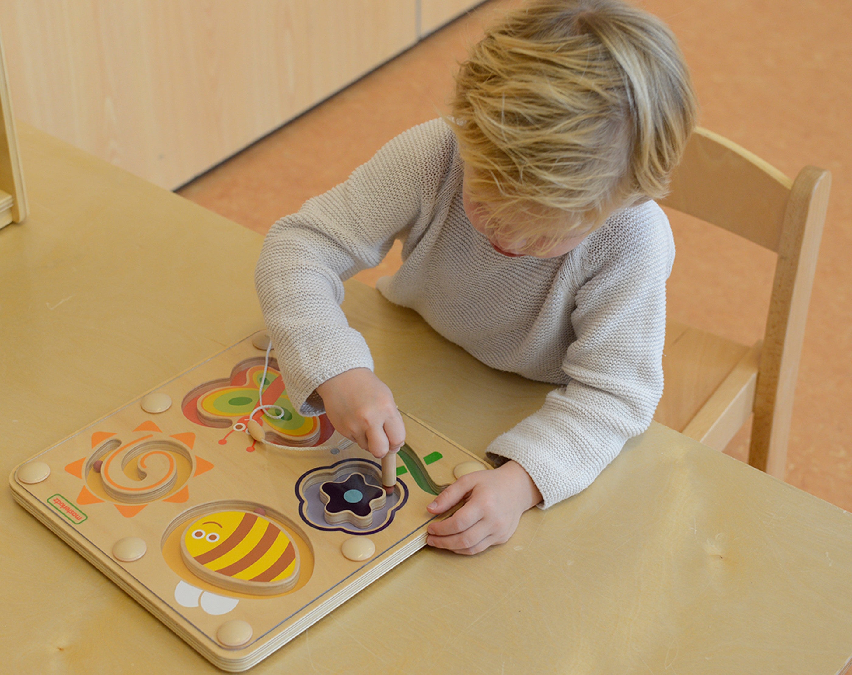 Masterkidz Mágneses labirintus Rovarok Világa - Tablet
