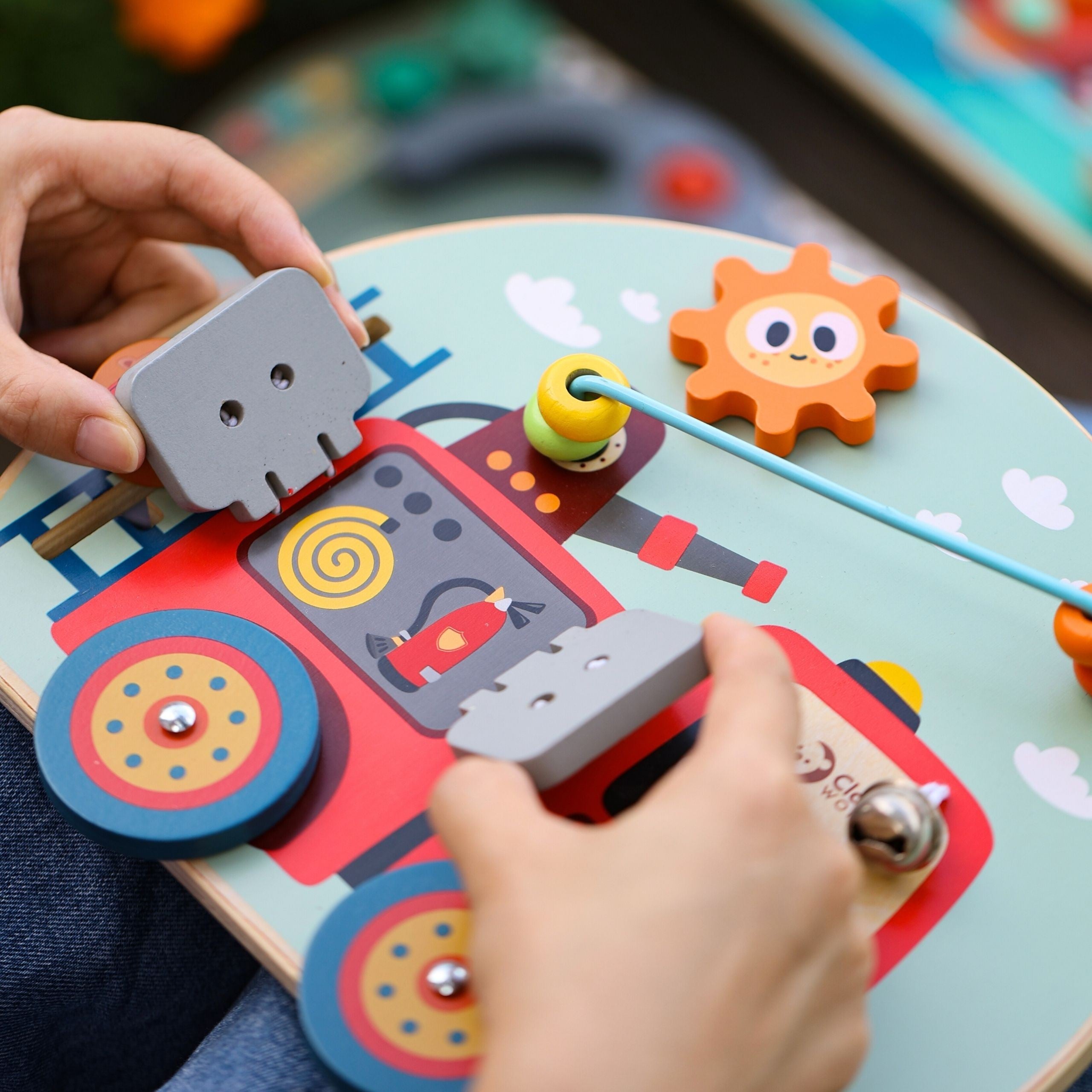 Classic World 6-in-1 Multifunctional Manipulation Board Guard
