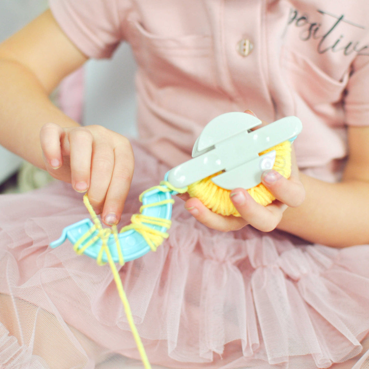 Woopie Art&fun Kit creativo con pompones de monstruo