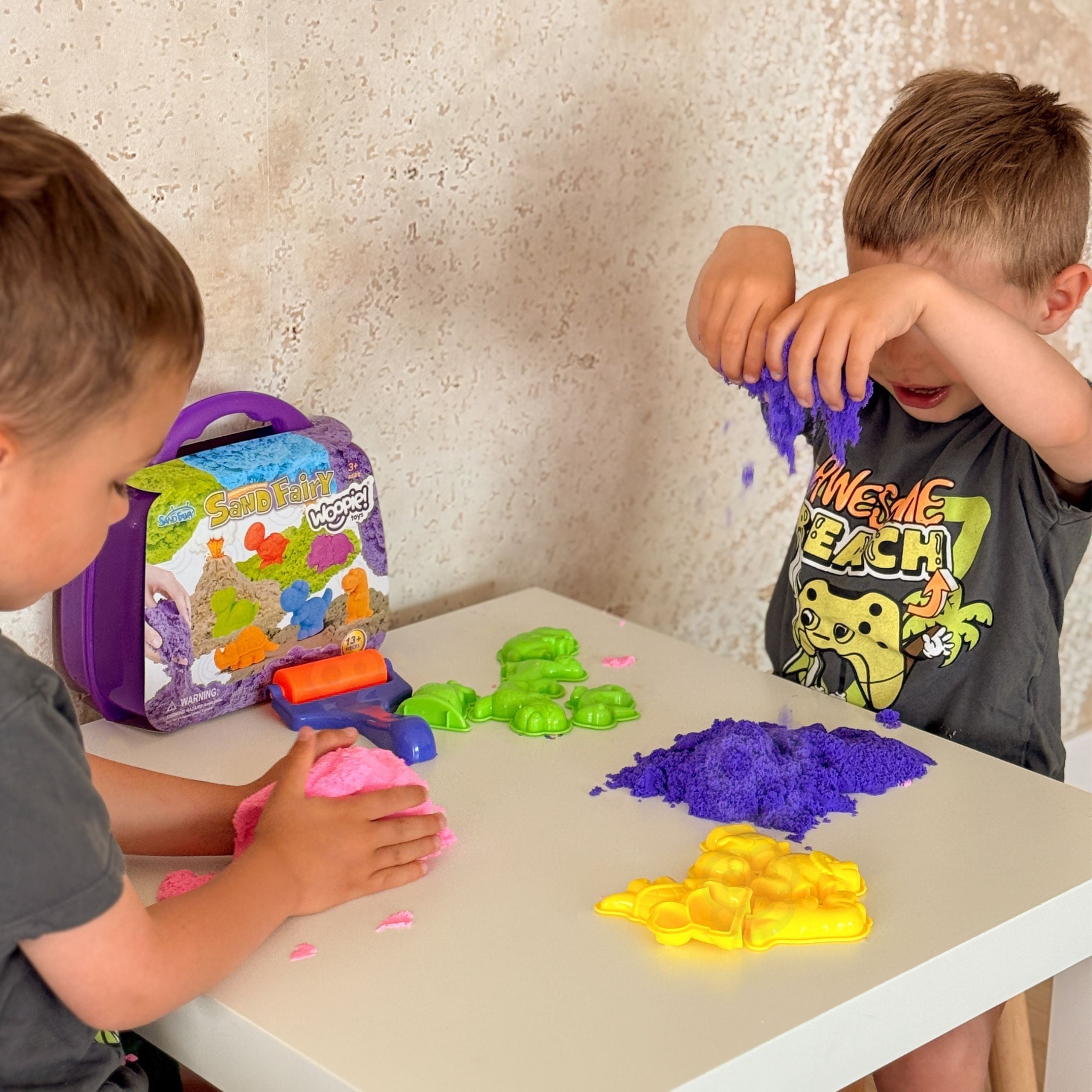 Woopie Kinetic Sand Set Dinosaurs 13 db
