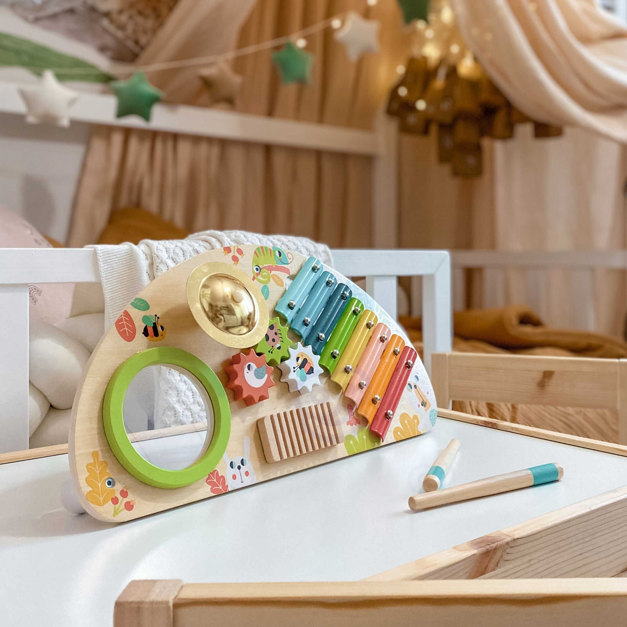 Tooky Toy Strumento multifunzionale Centro musicale Xilofono Ingranaggi Grattugia Tamburo Bacchette per piatti