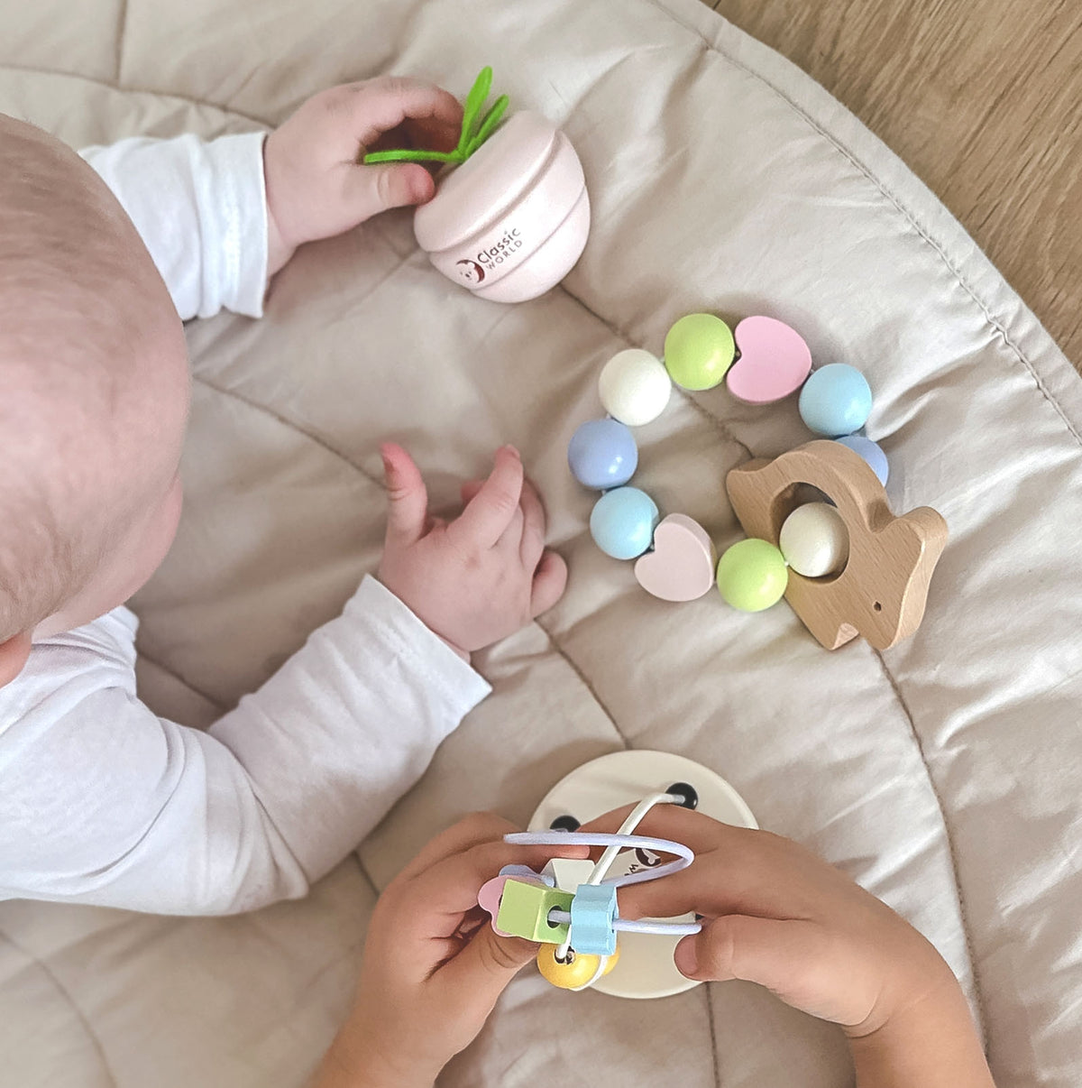 Classic World Pastell-Motorset für Babys, erstes Spielzeug ab der Geburt